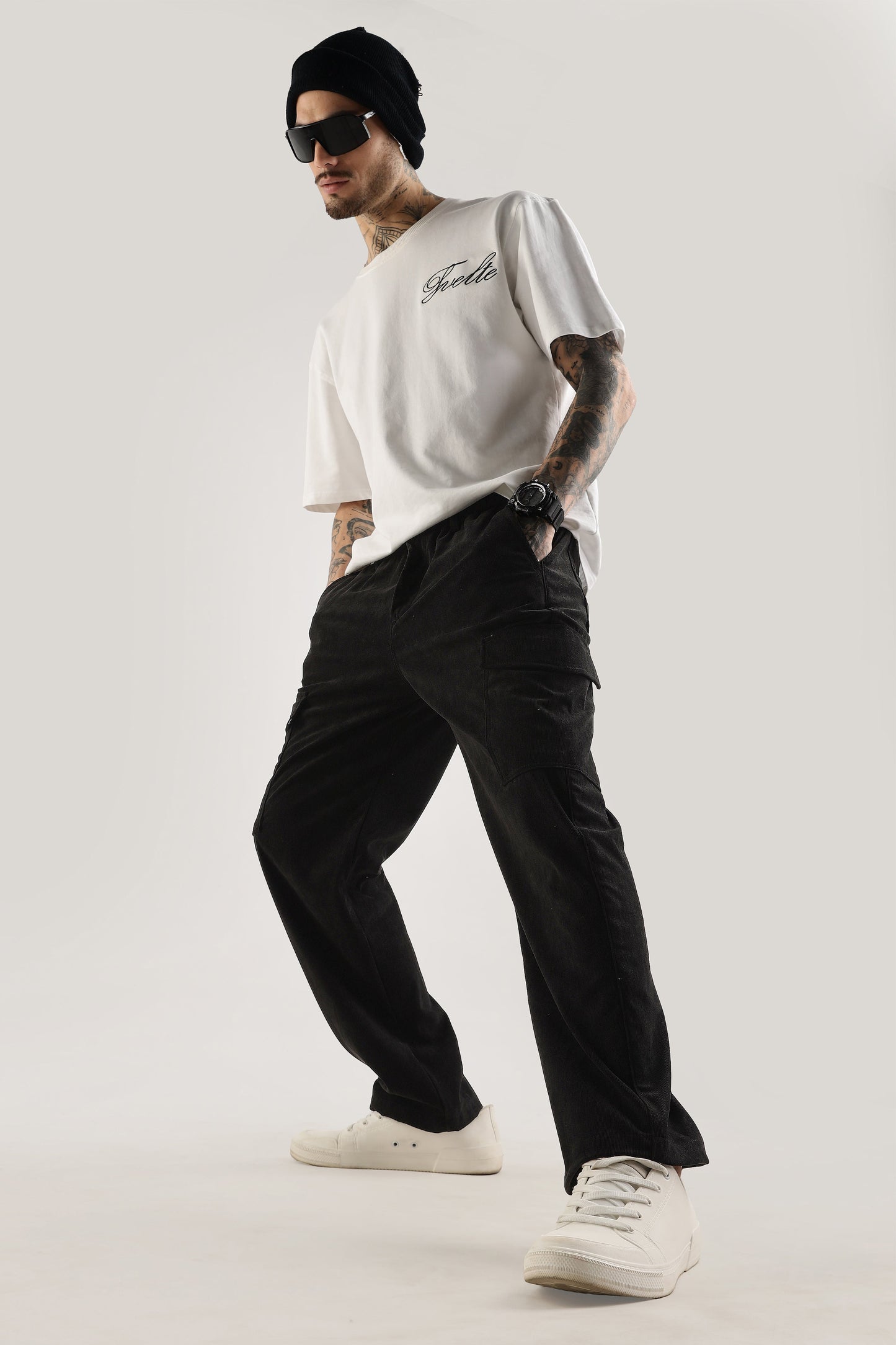 Men Corduroy Relaxed Cargo-Black