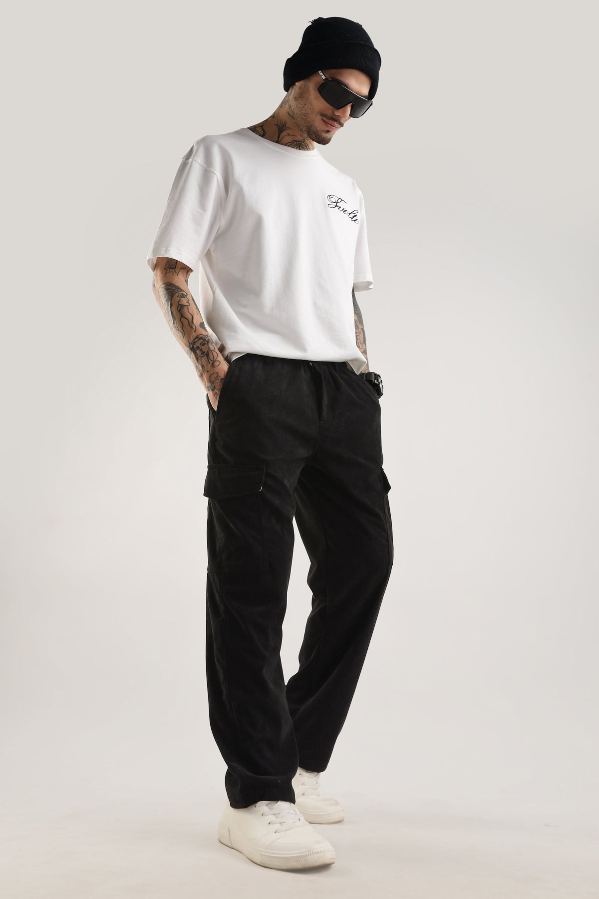 Men Corduroy Relaxed Cargo-Black
