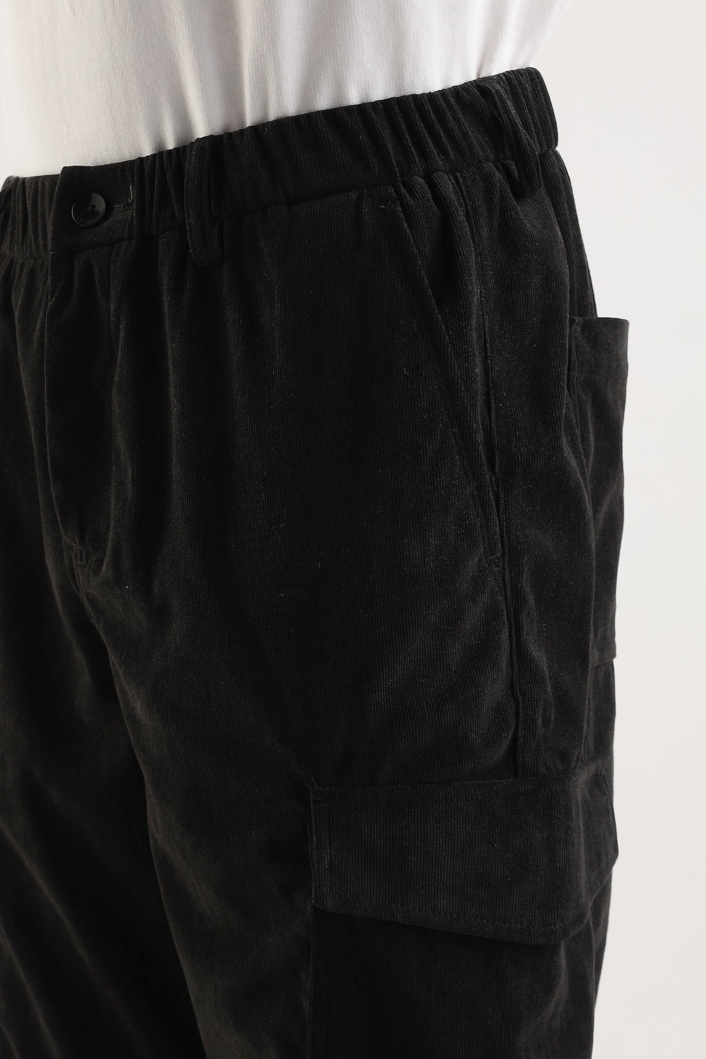 Men Corduroy Relaxed Cargo-Black