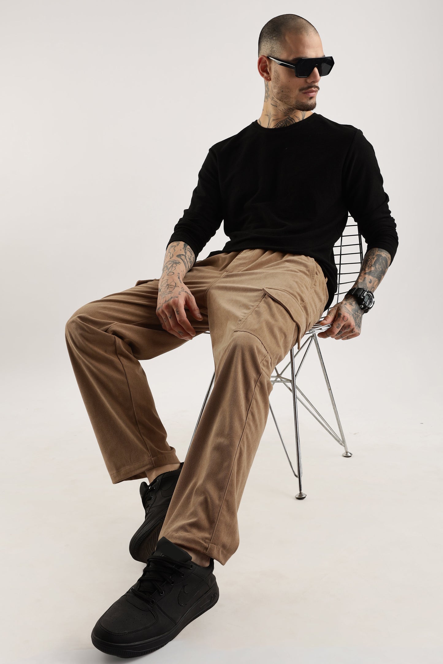 Men Corduroy Relaxed Cargo-Khakhi