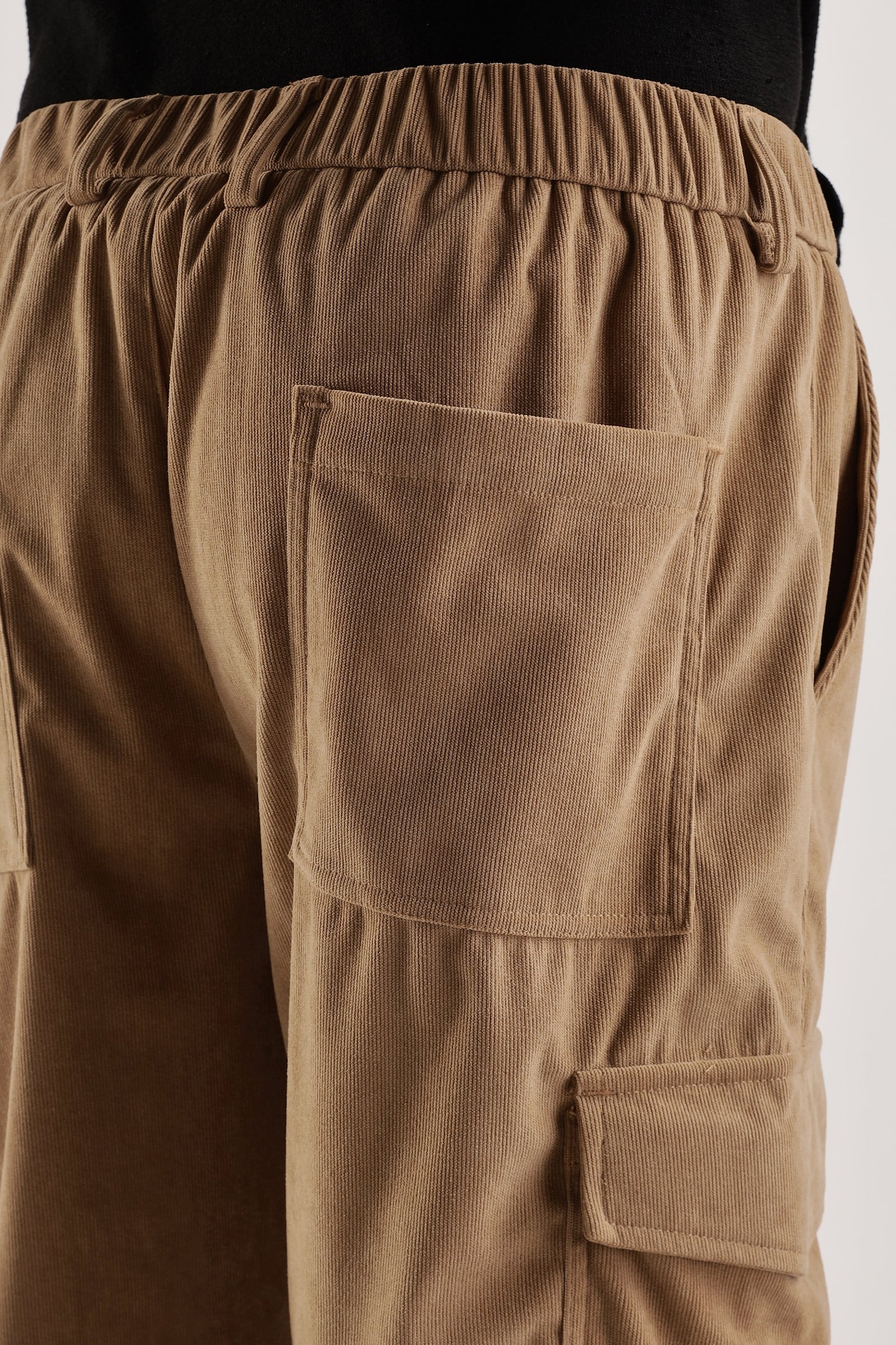 Men Corduroy Relaxed Cargo-Khakhi