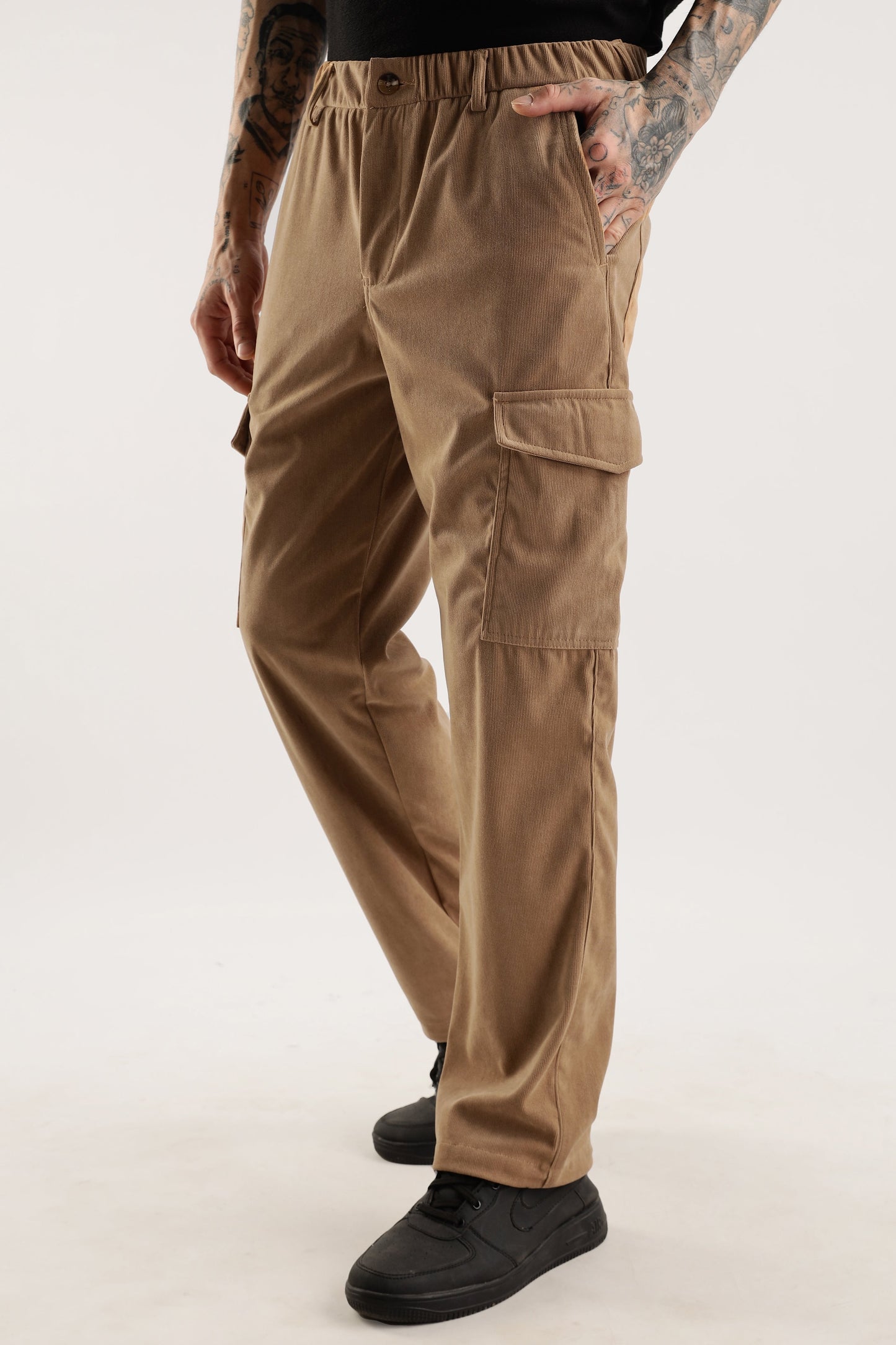 Men Corduroy Relaxed Cargo-Khakhi