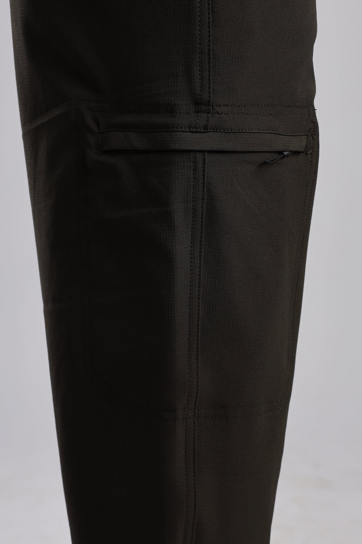 Men Structured Adventure Cargo-Olive