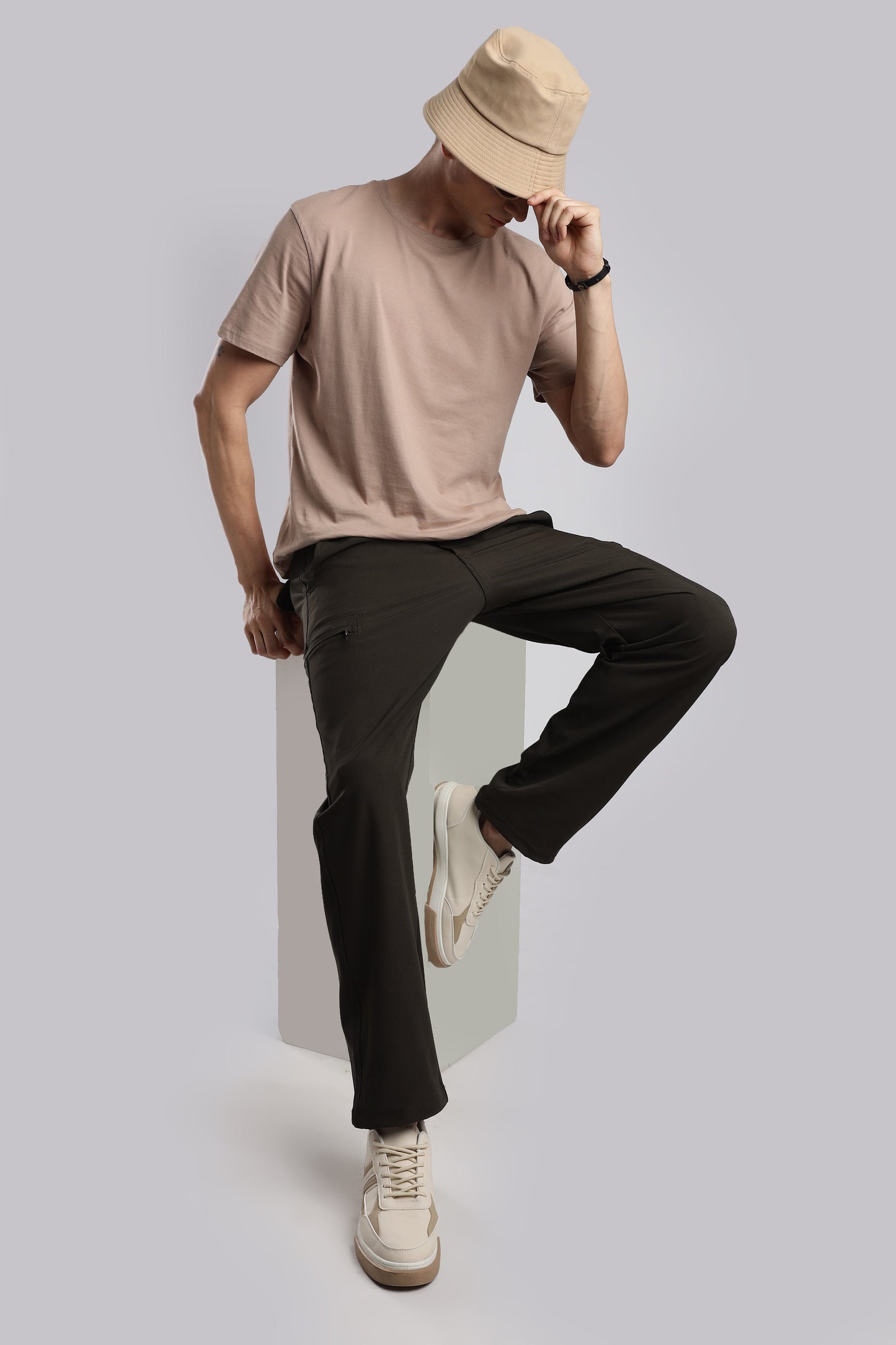 Men Structured Adventure Cargo-Olive