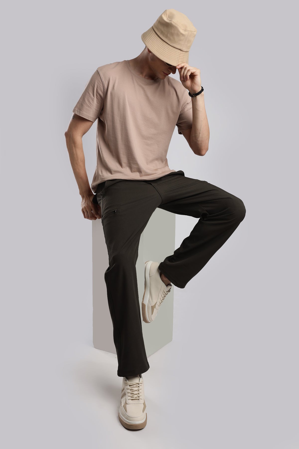 Men Structured Adventure Cargo-Olive