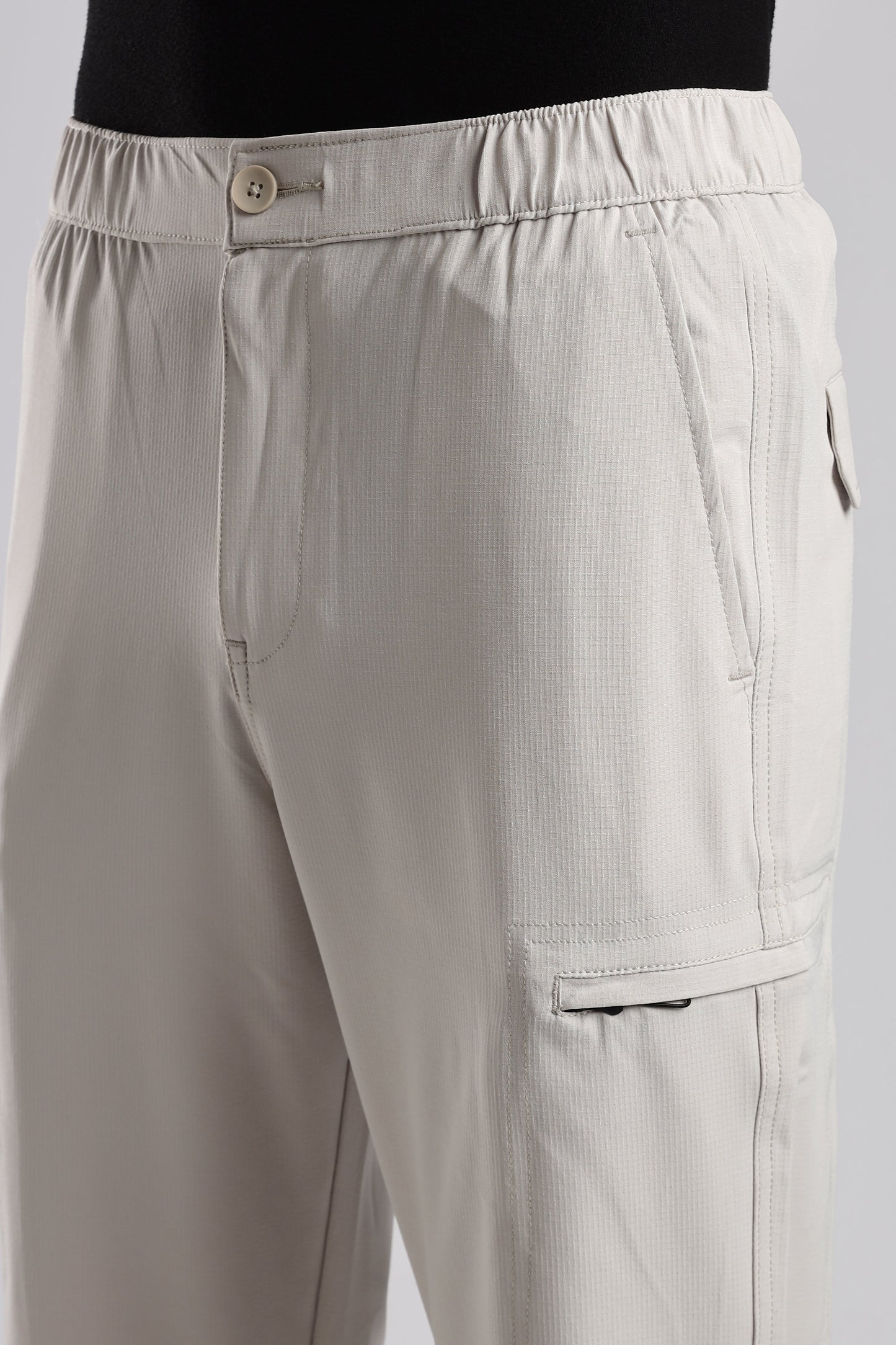 Men Structured Adventure Cargo-Cream