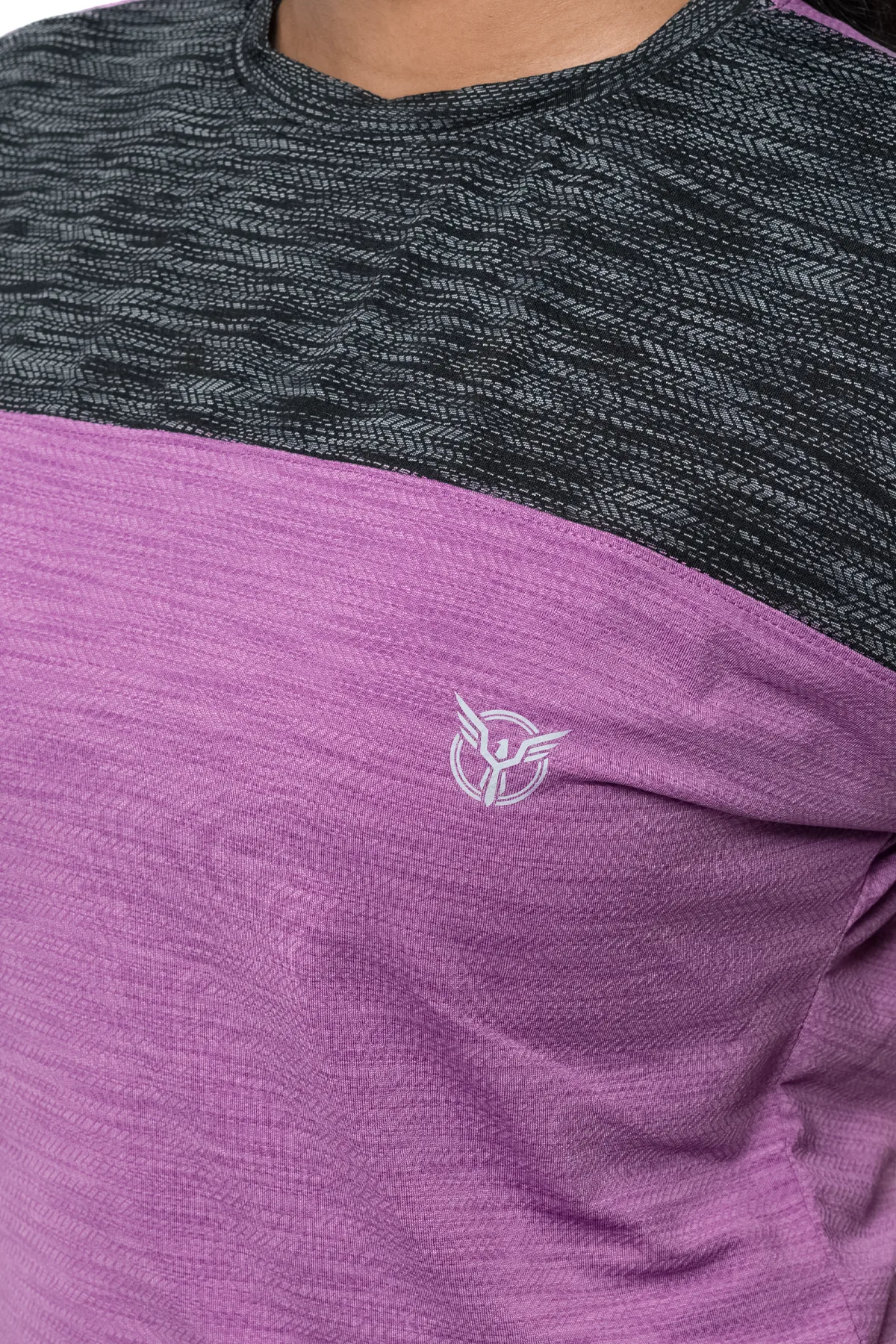 Allurie: Active Grown On Sleeve Tee-pomo