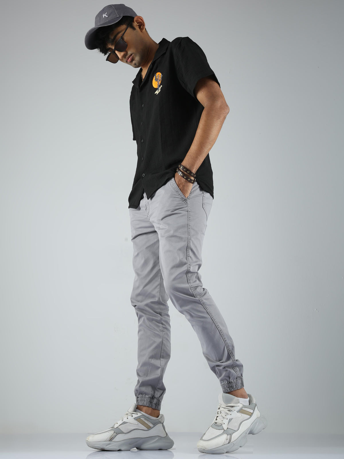 Men Joggers-Smoke
