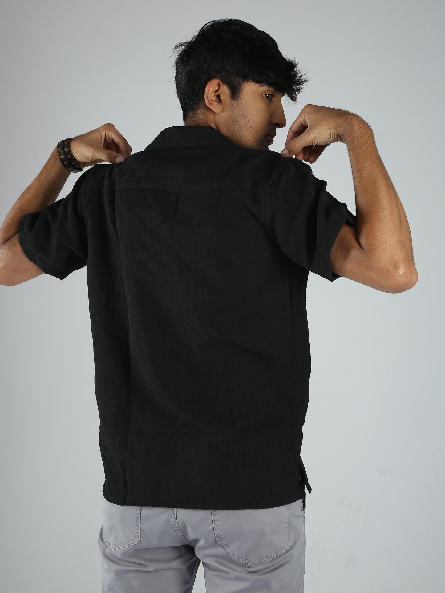 Men Embroidered Stripes Shirt-Black