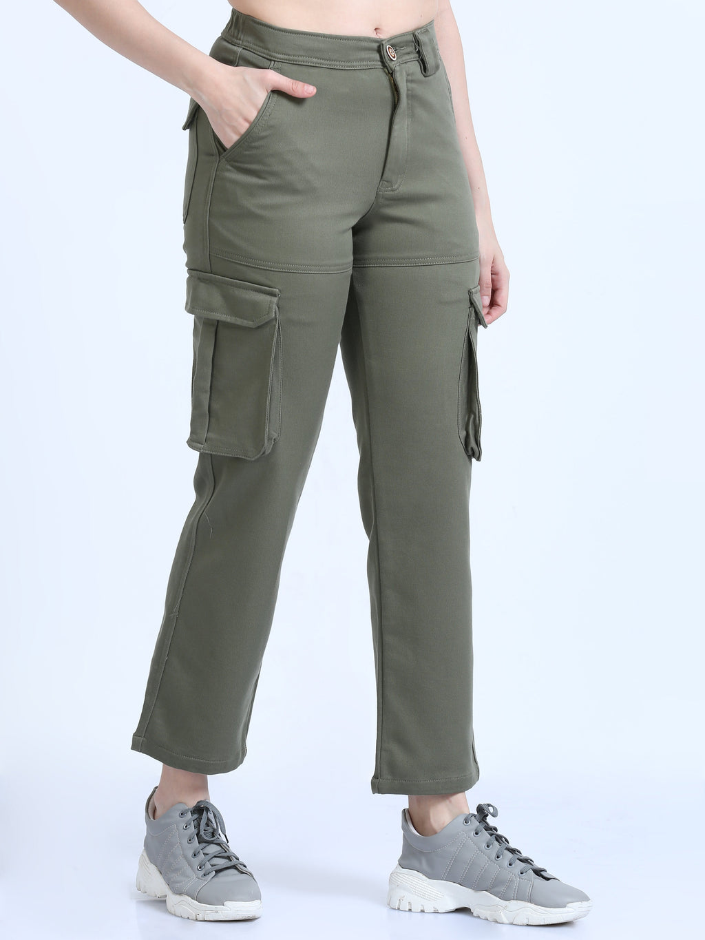 Women La Belle-Olive