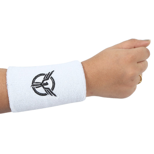 WHITE PERFORMANCE WRIST BAND