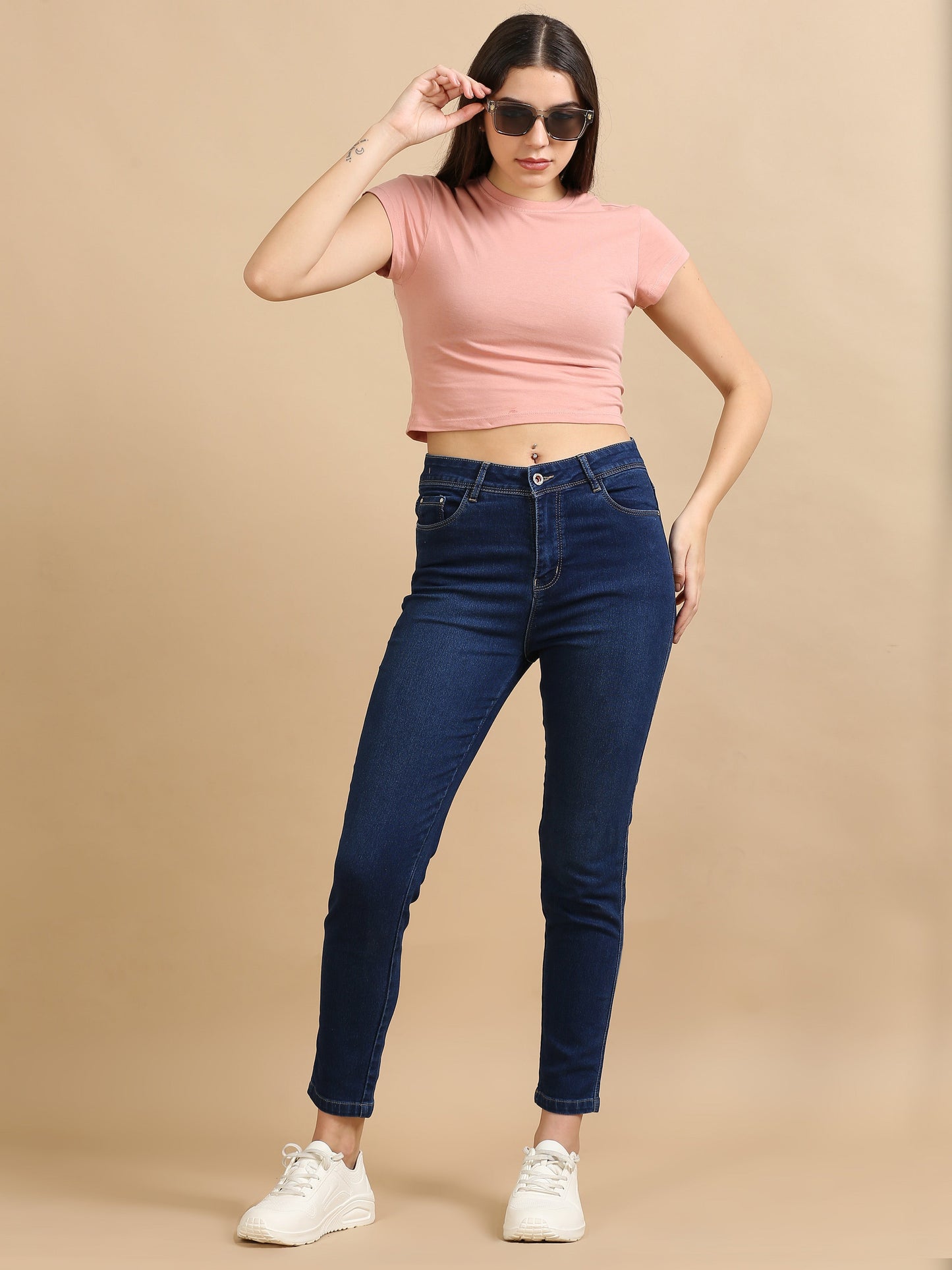 Women Crew Neck Crop Tee - Light Pink