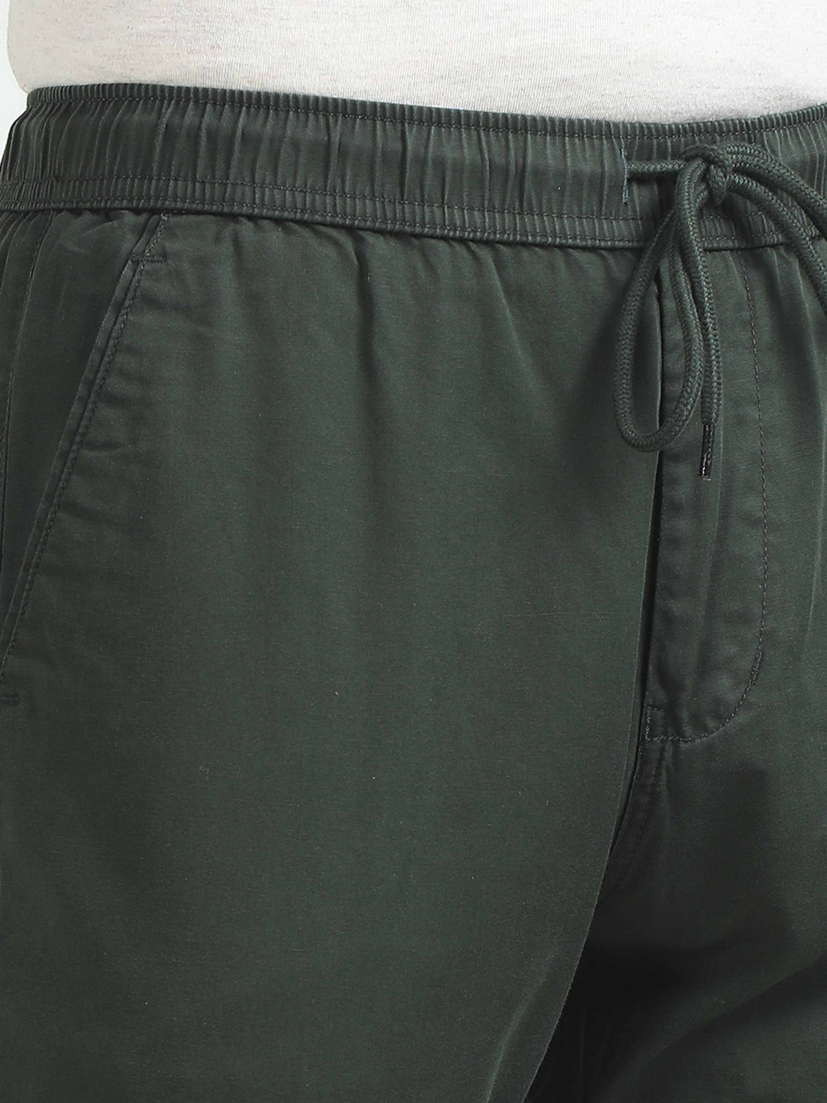 Men Air Joggers-Olive