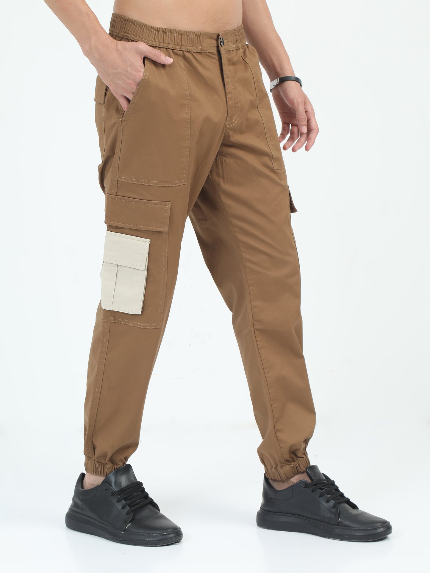 Men Classic Jogger-Brown