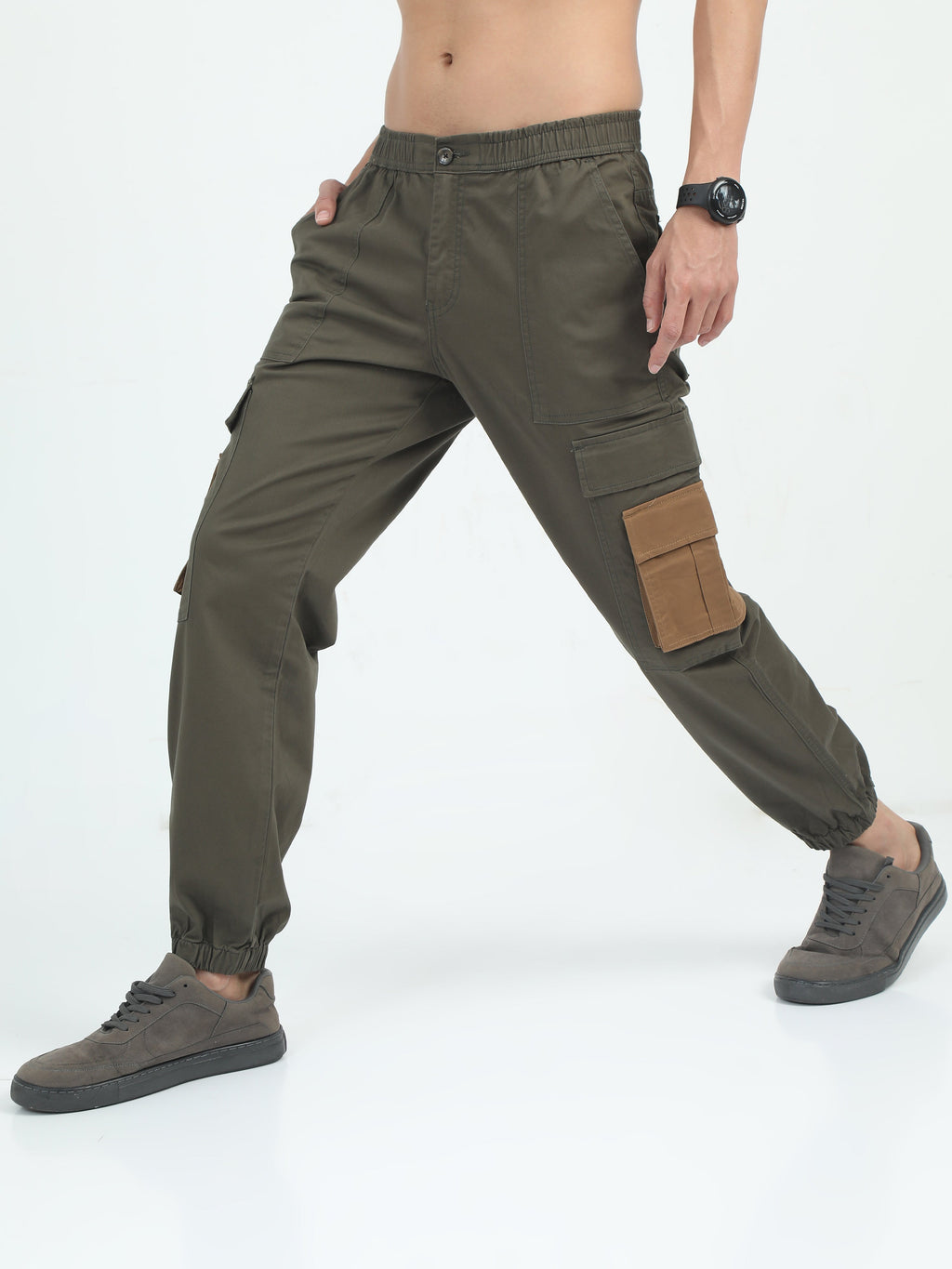 Men Classic Jogger-Olive