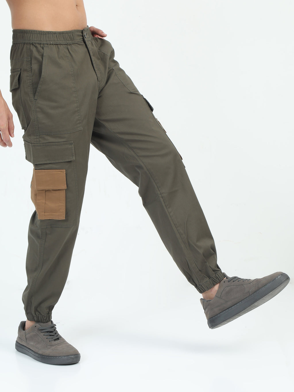Men Classic Jogger-Olive