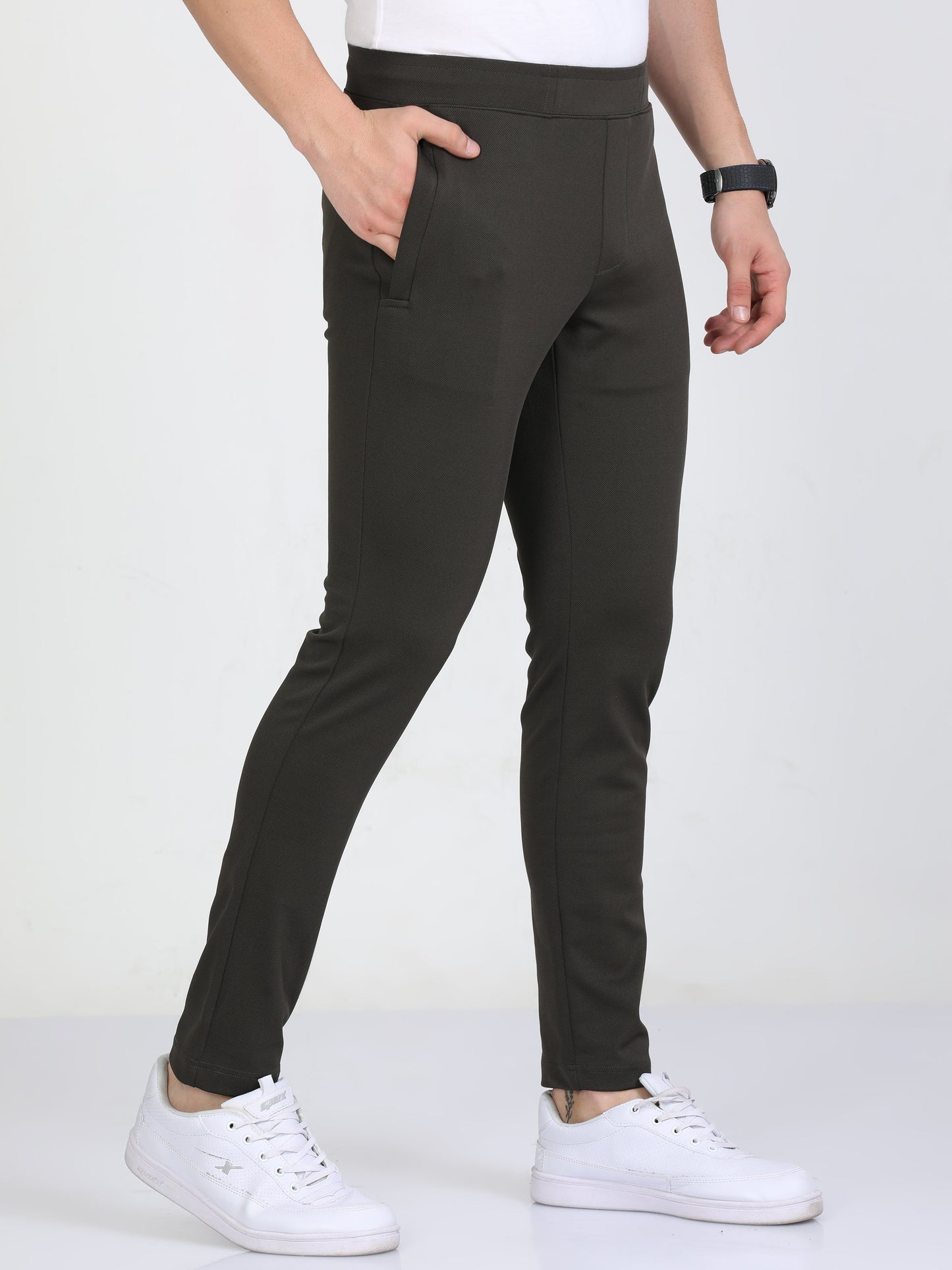 Men Slate Stretchy Peanut Joggers