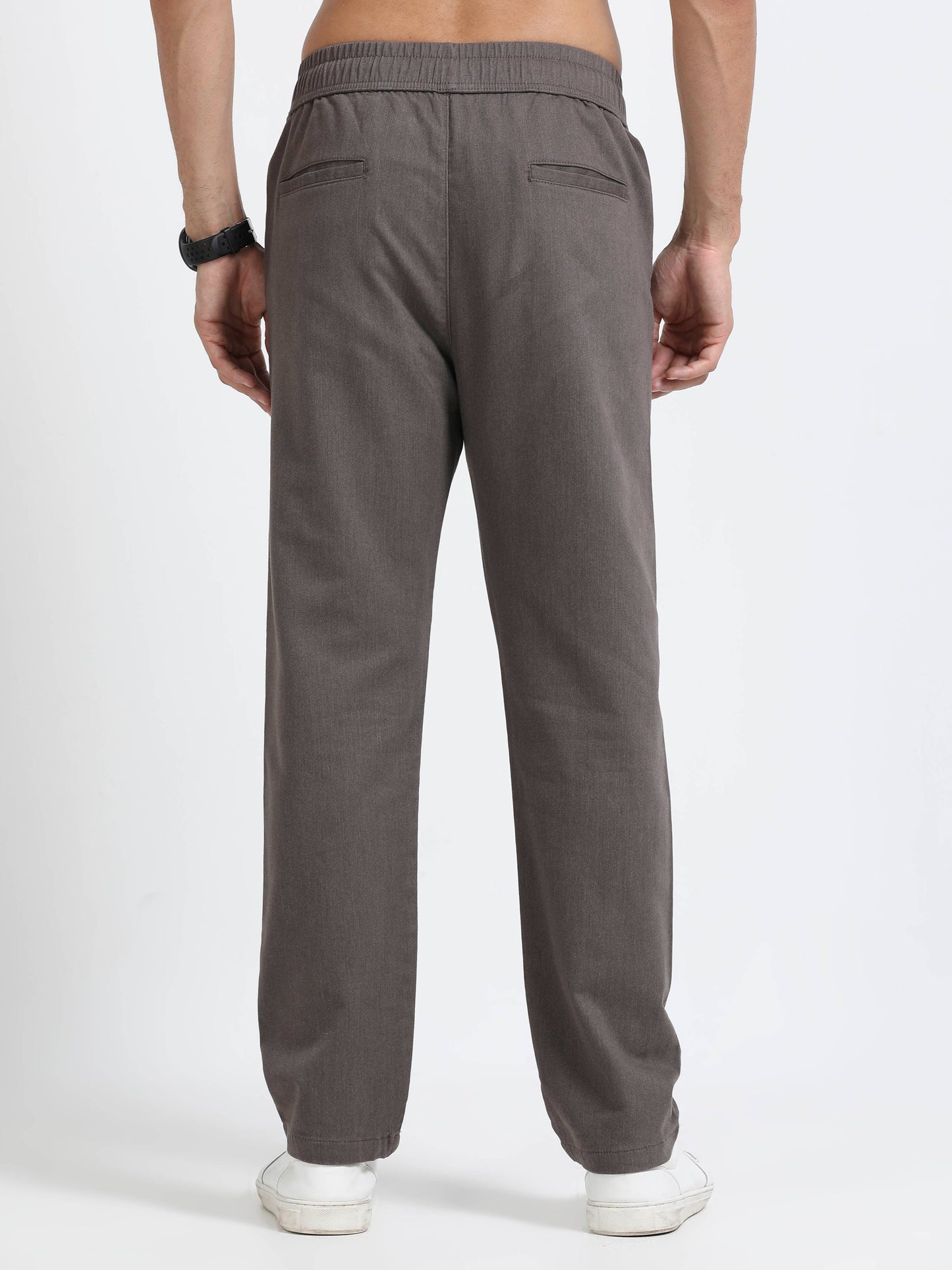 Men Relaxed Airport Traveller Trouser-Brown