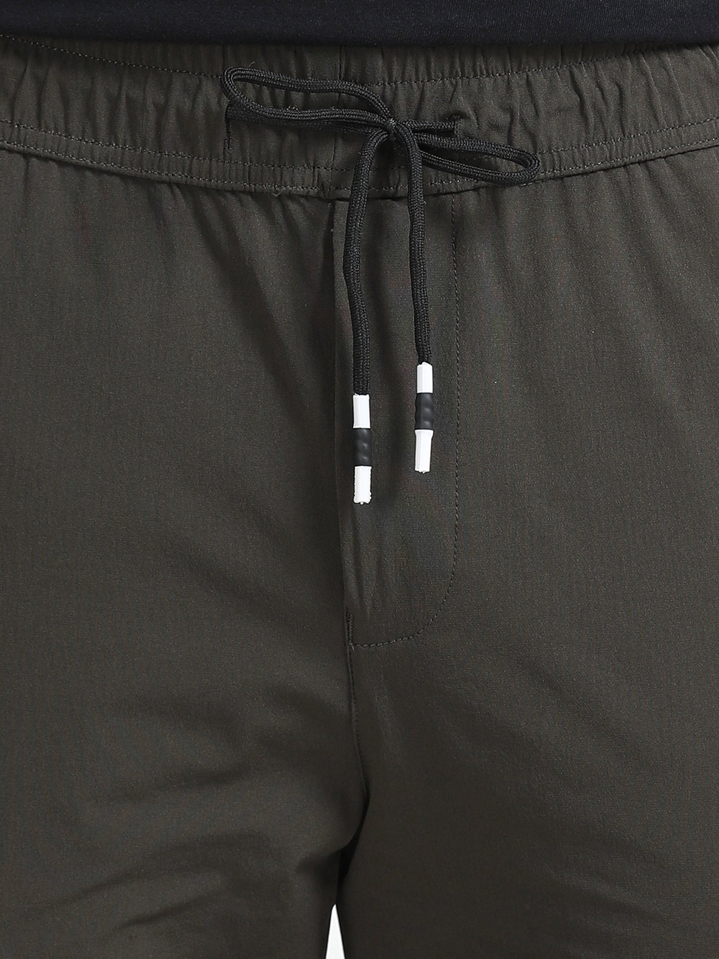 Men Parachute Cargo-Olive