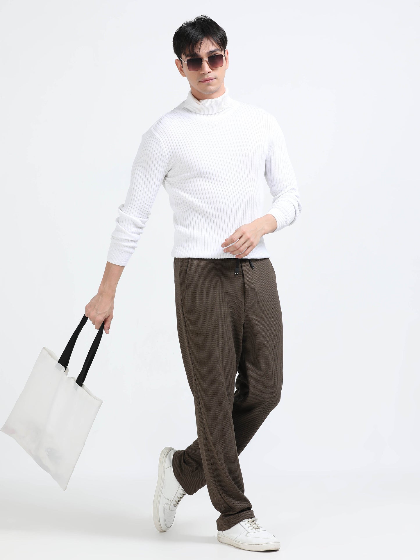 Men Popcorn Traveller Trouser-Olive