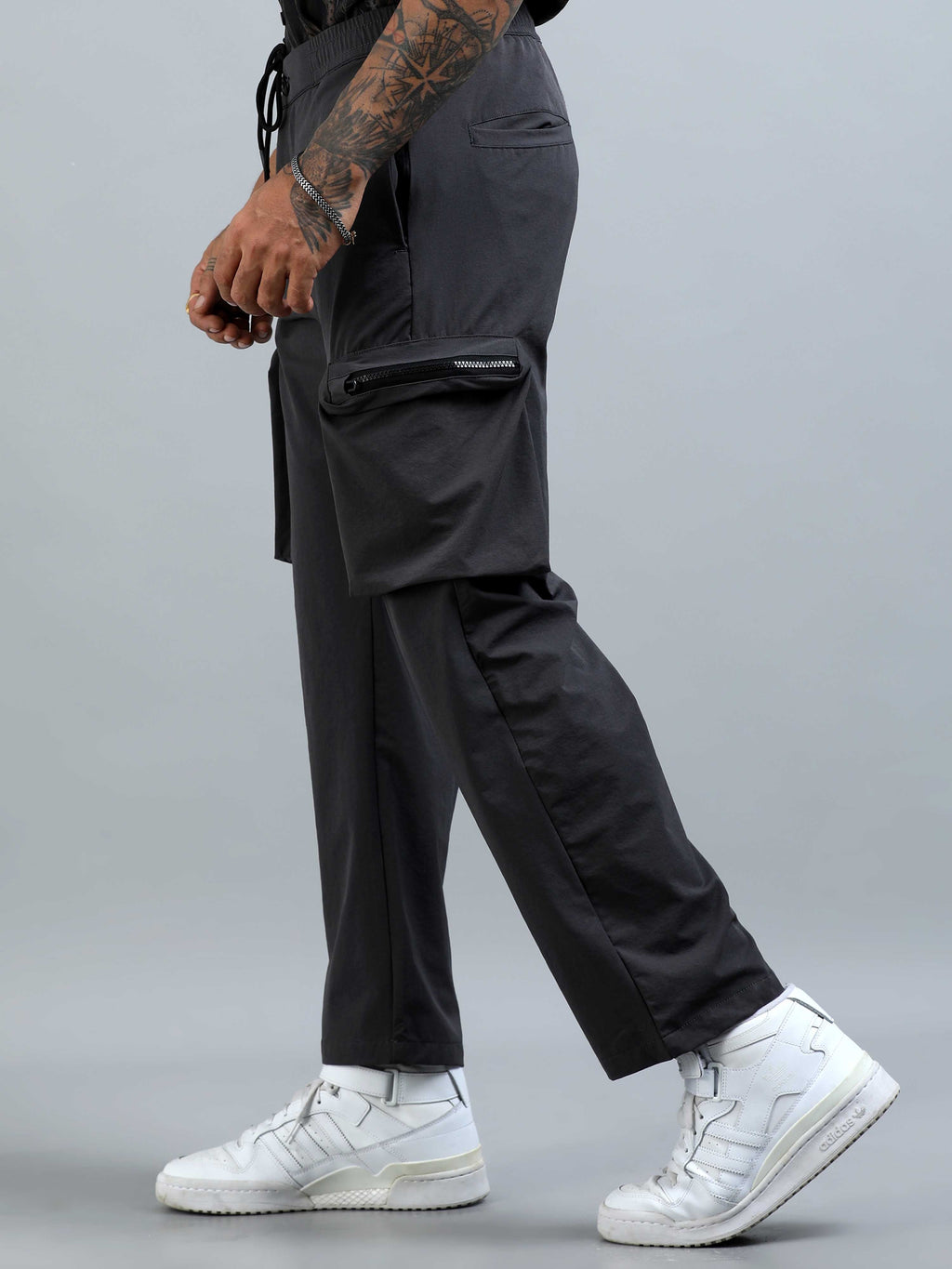 UrbanVoyage Relaxed Cargo In Grey