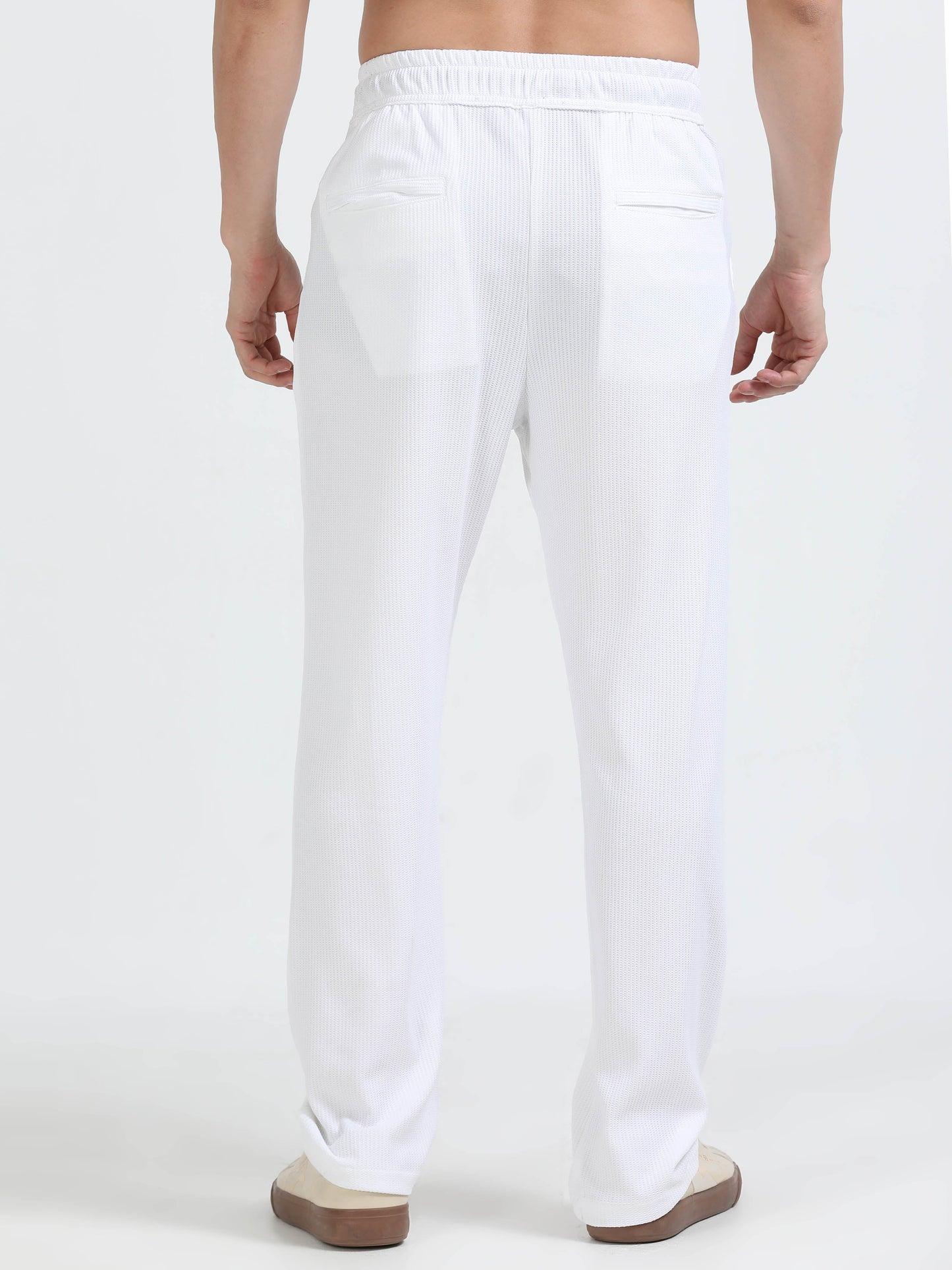 Men Popcorn Traveller Trouser-White