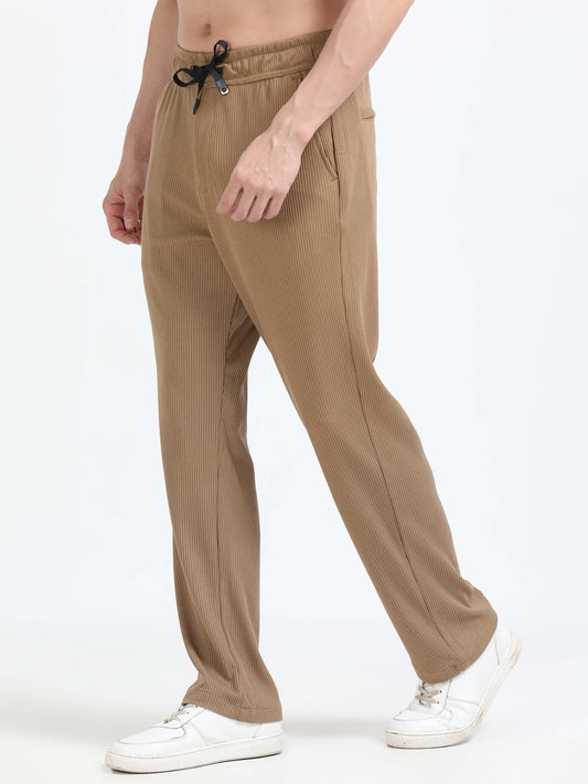Men Popcorn Traveller Trouser-Fawn