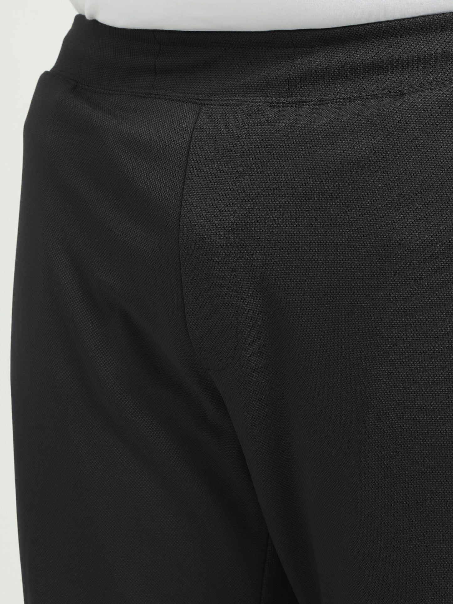 Stretch Peanut Jogger - Black