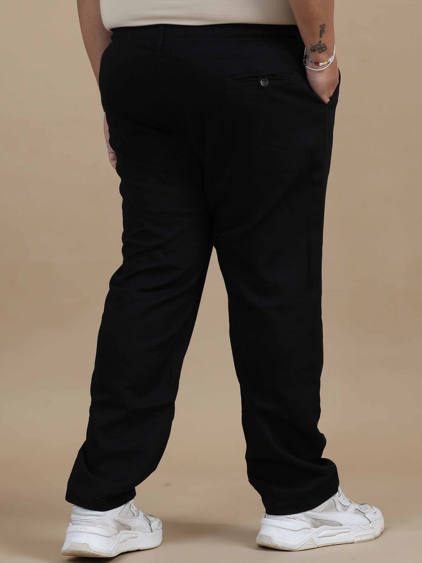 Relaxed Fit Trouser-Black