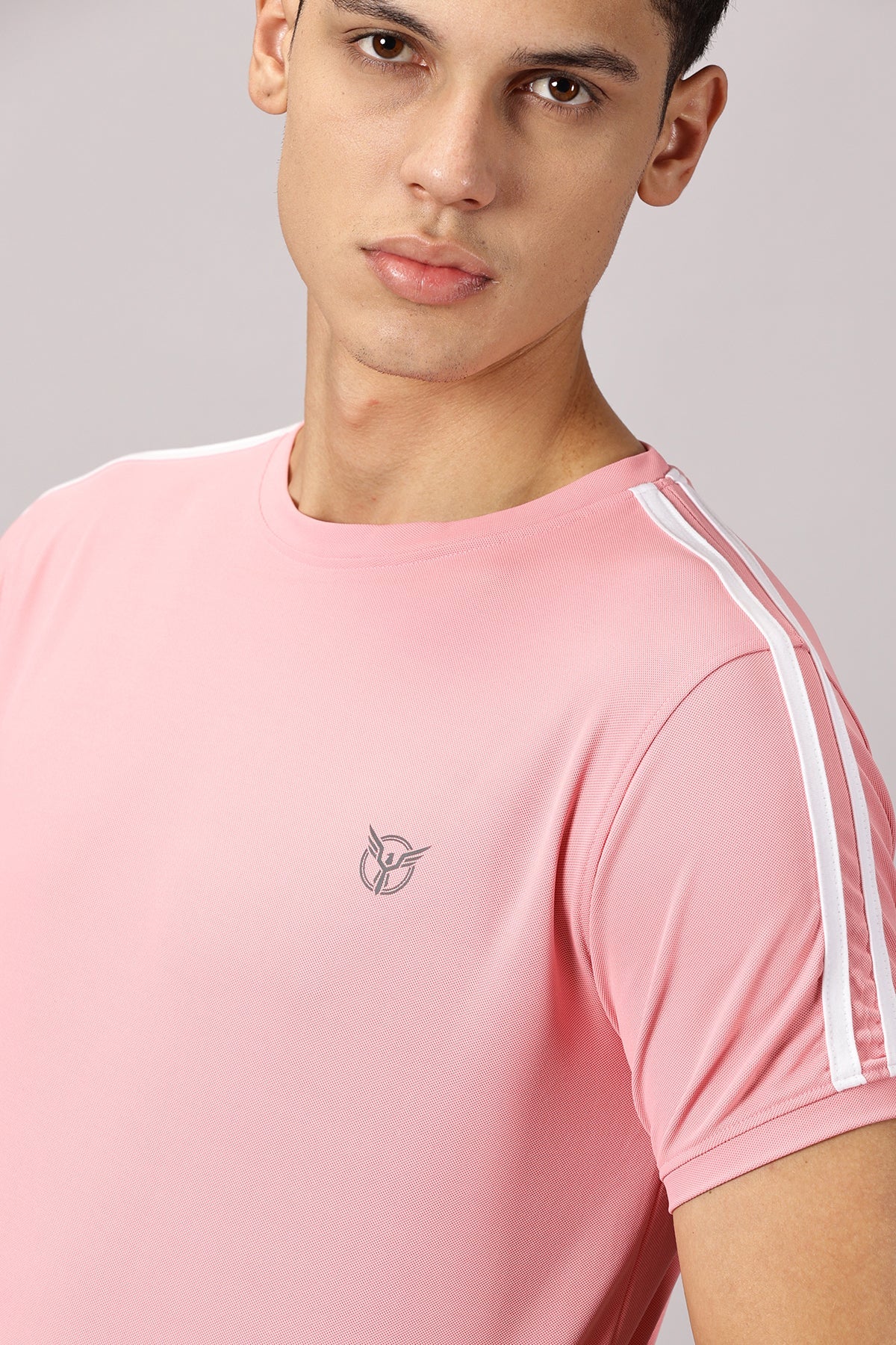 Men Performance Sleeve Line Tee