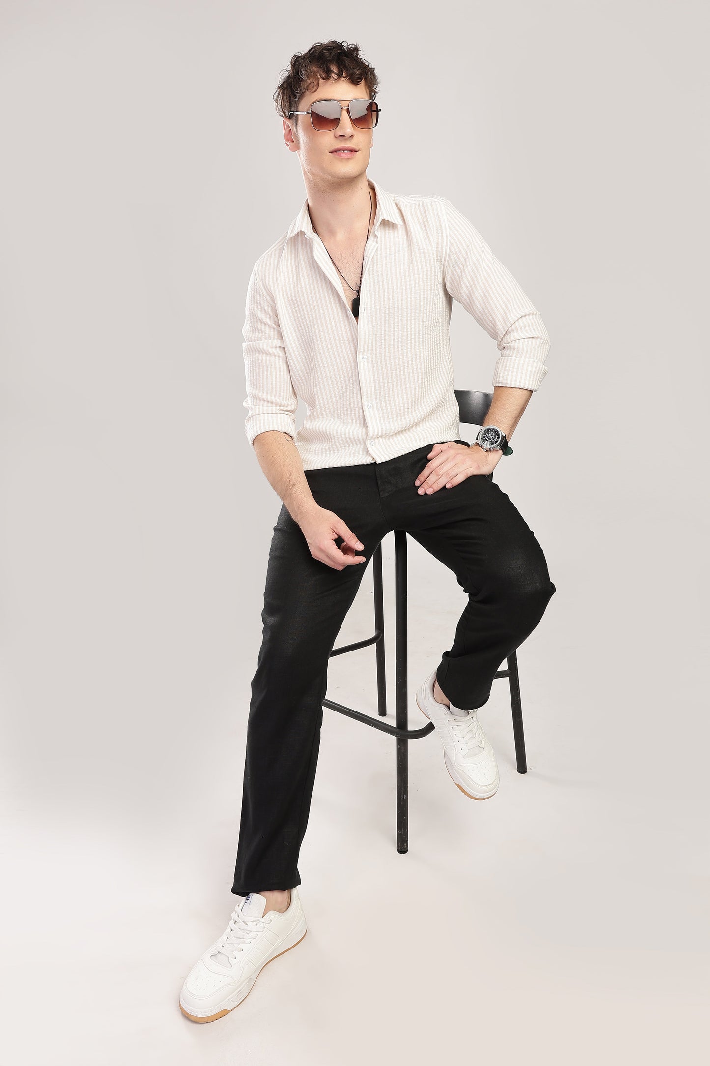Men Linen Like Lining Shirt-Beige