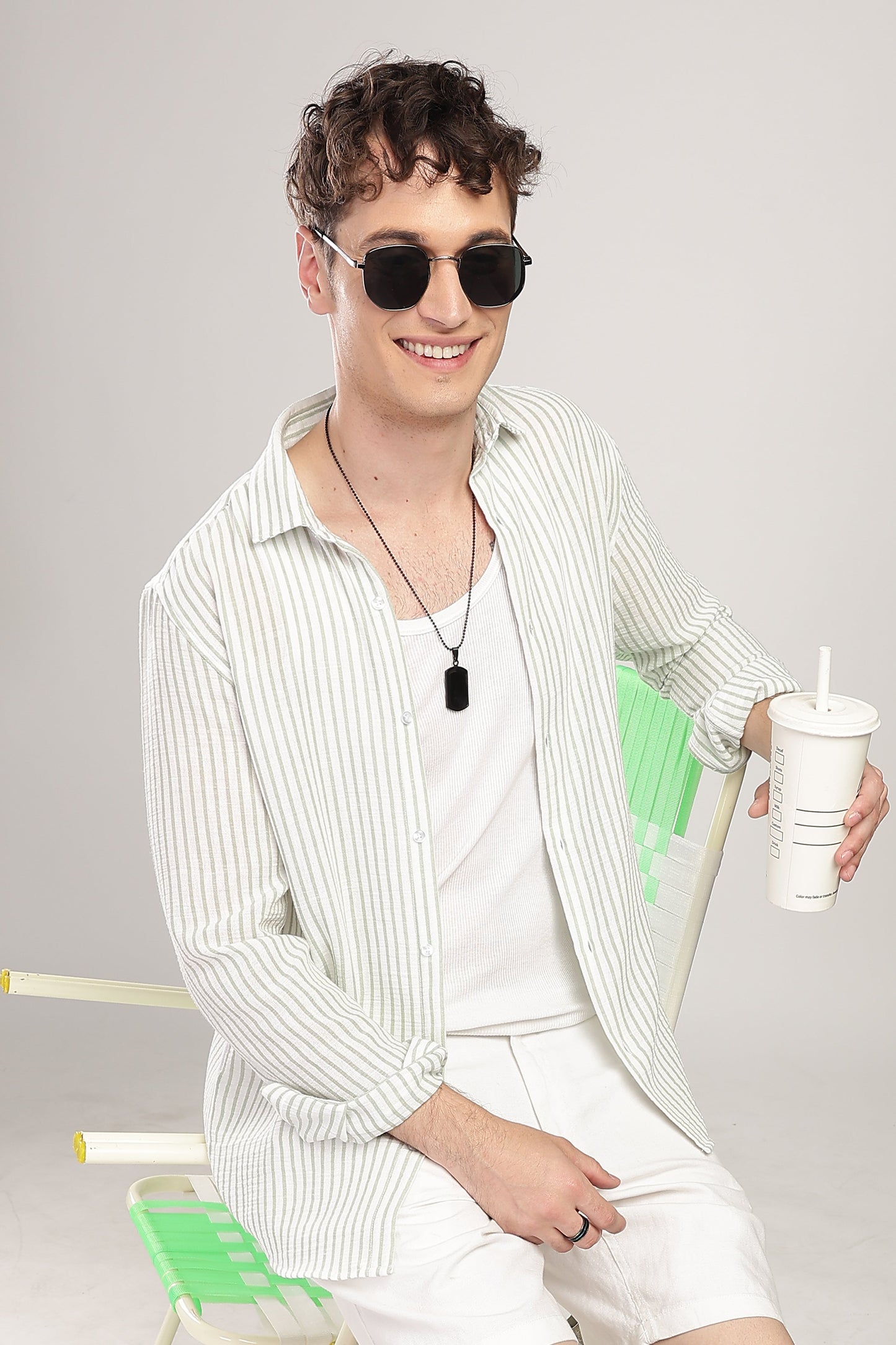 Men Linen Like Lining Shirt-Green