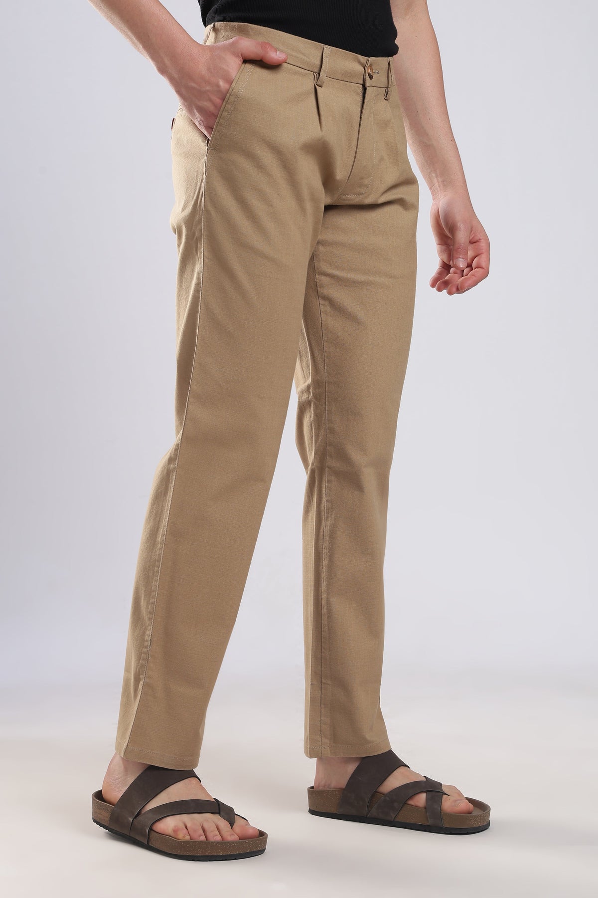 Linen Pleat Traveller-Khakhi