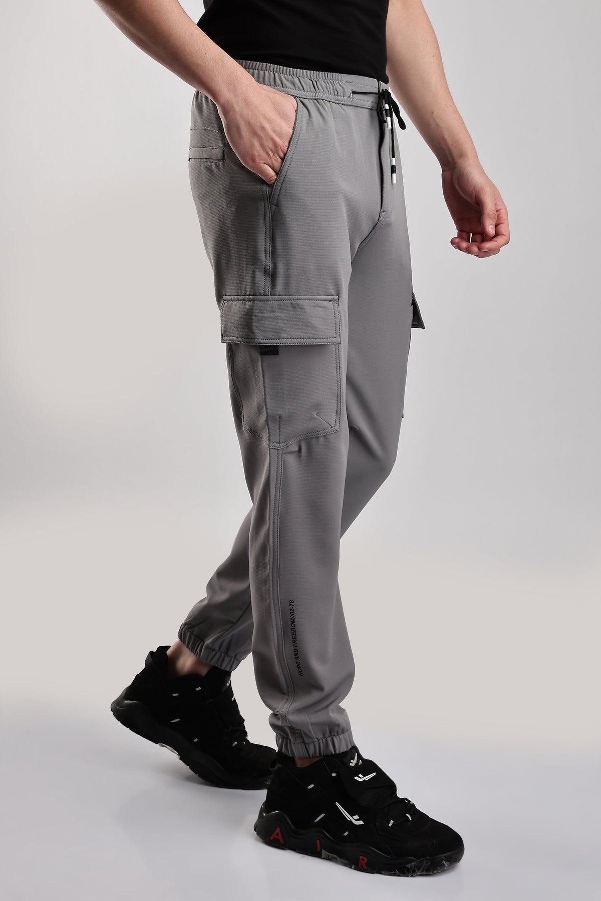Men Structured Imported Utility Joggers-Lt Grey