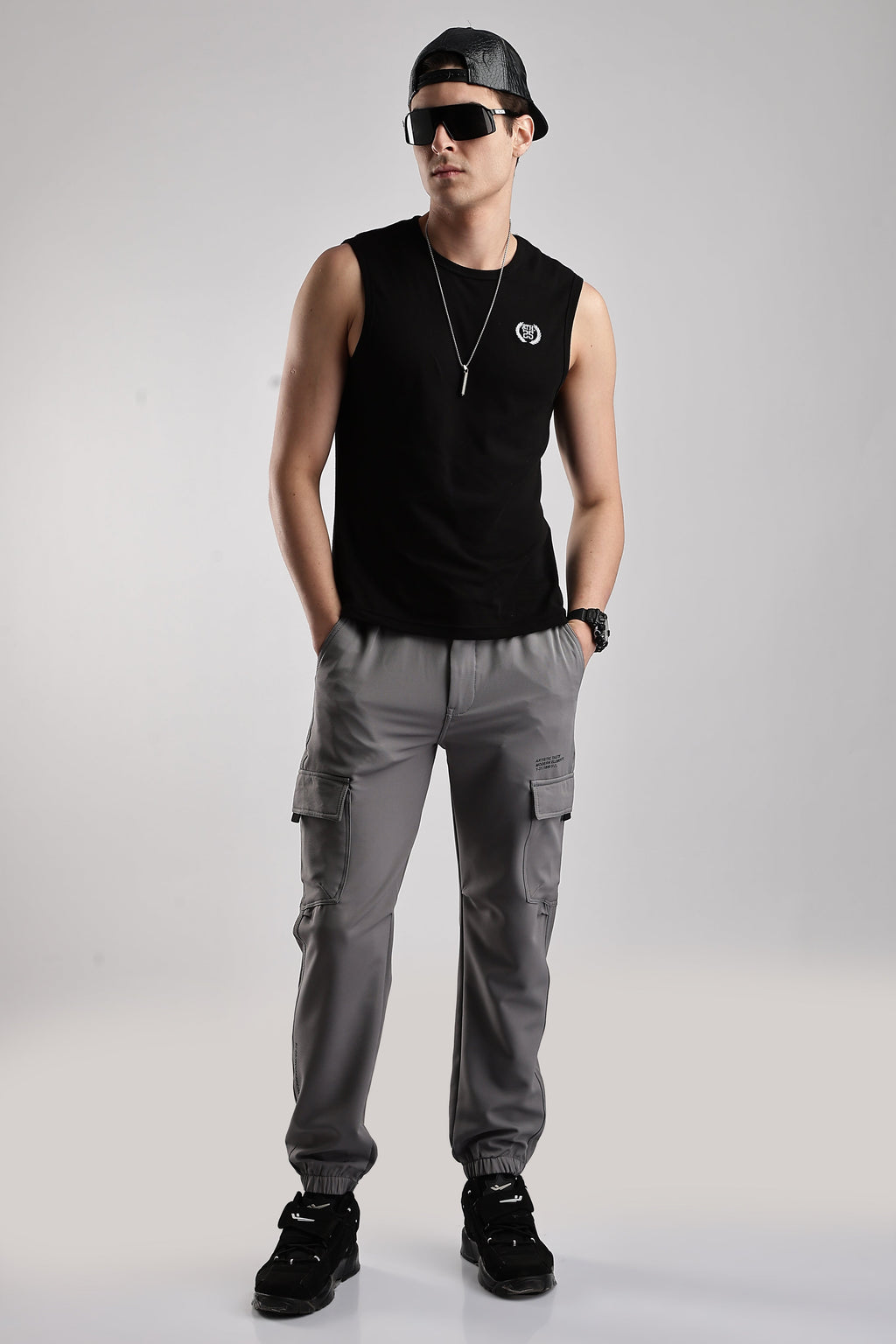Men Structured Imported Utility Joggers-Lt Grey
