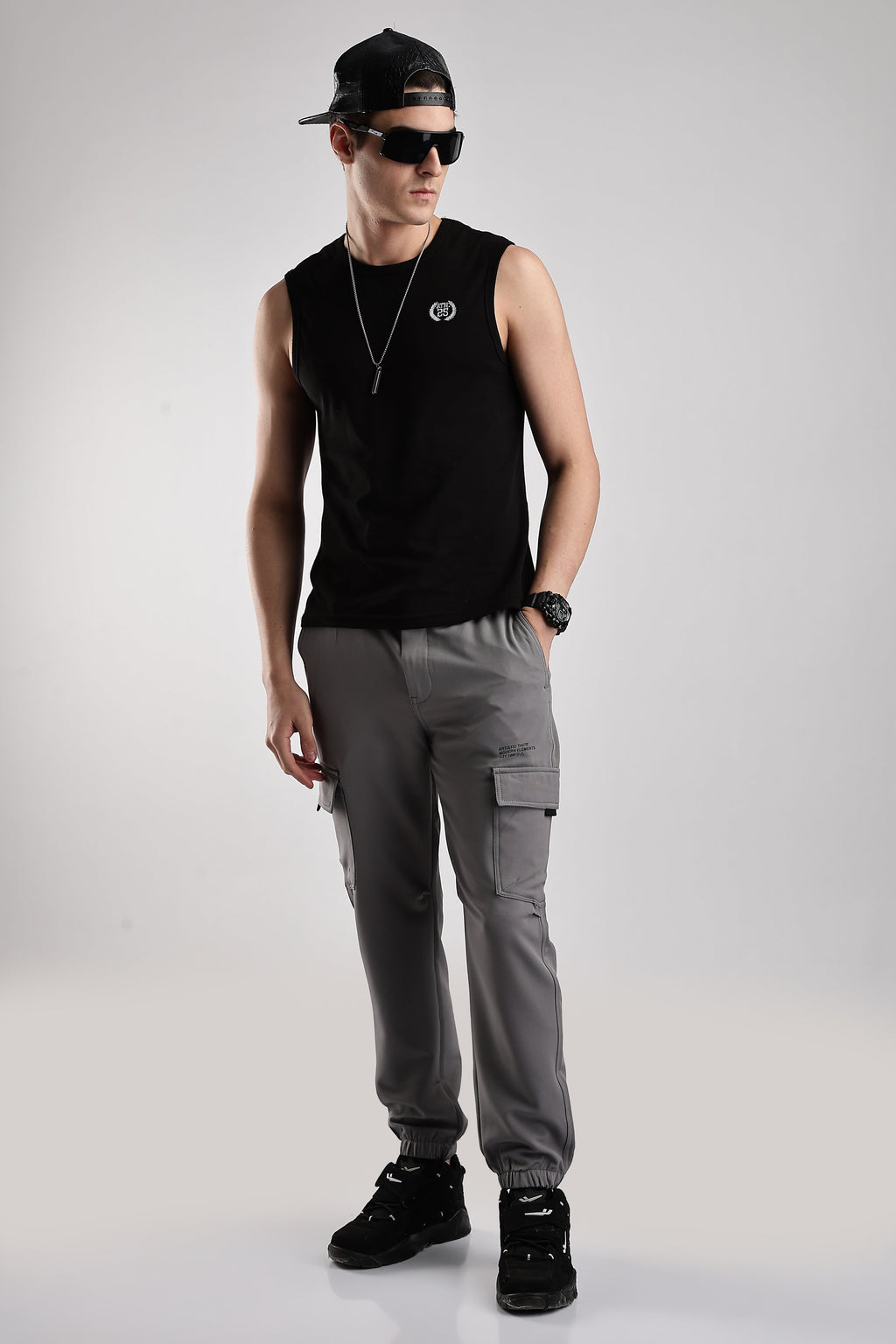 Men Structured Imported Utility Joggers-Lt Grey