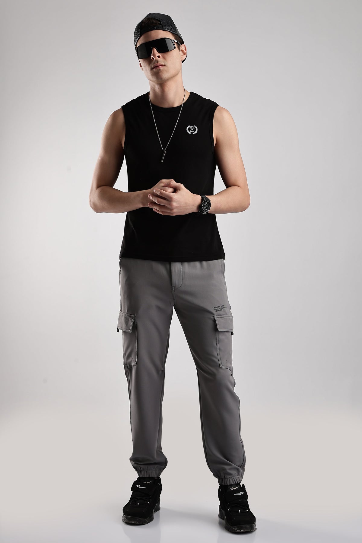 Men Structured Imported Utility Joggers-Lt Grey