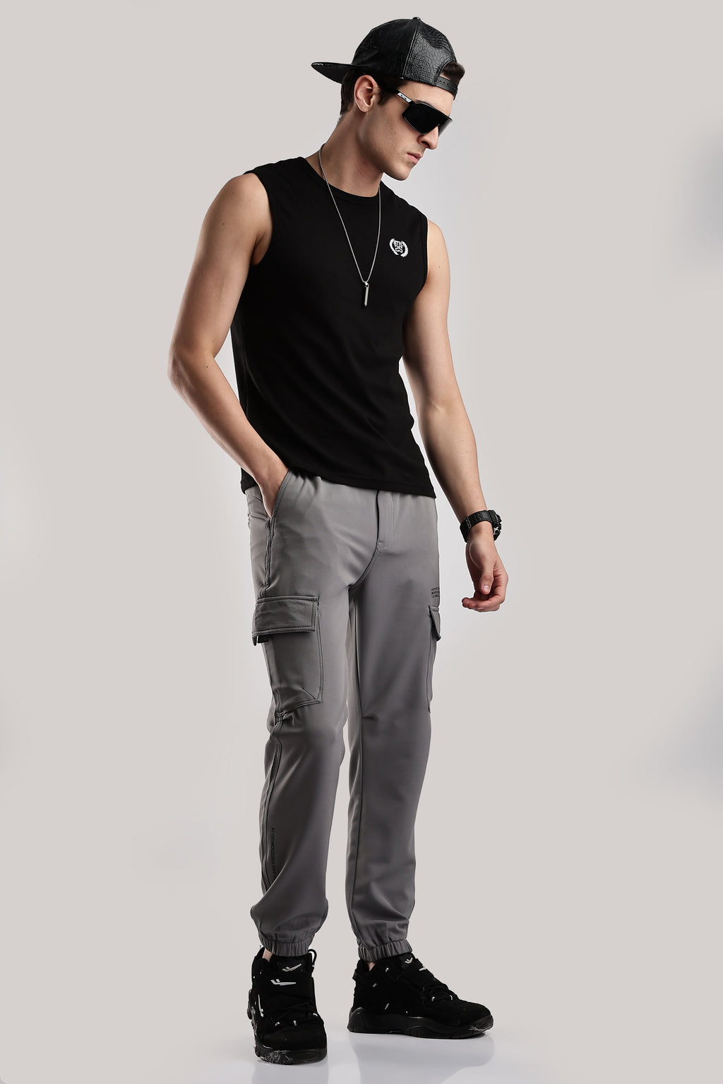 Men Structured Imported Utility Joggers-Lt Grey