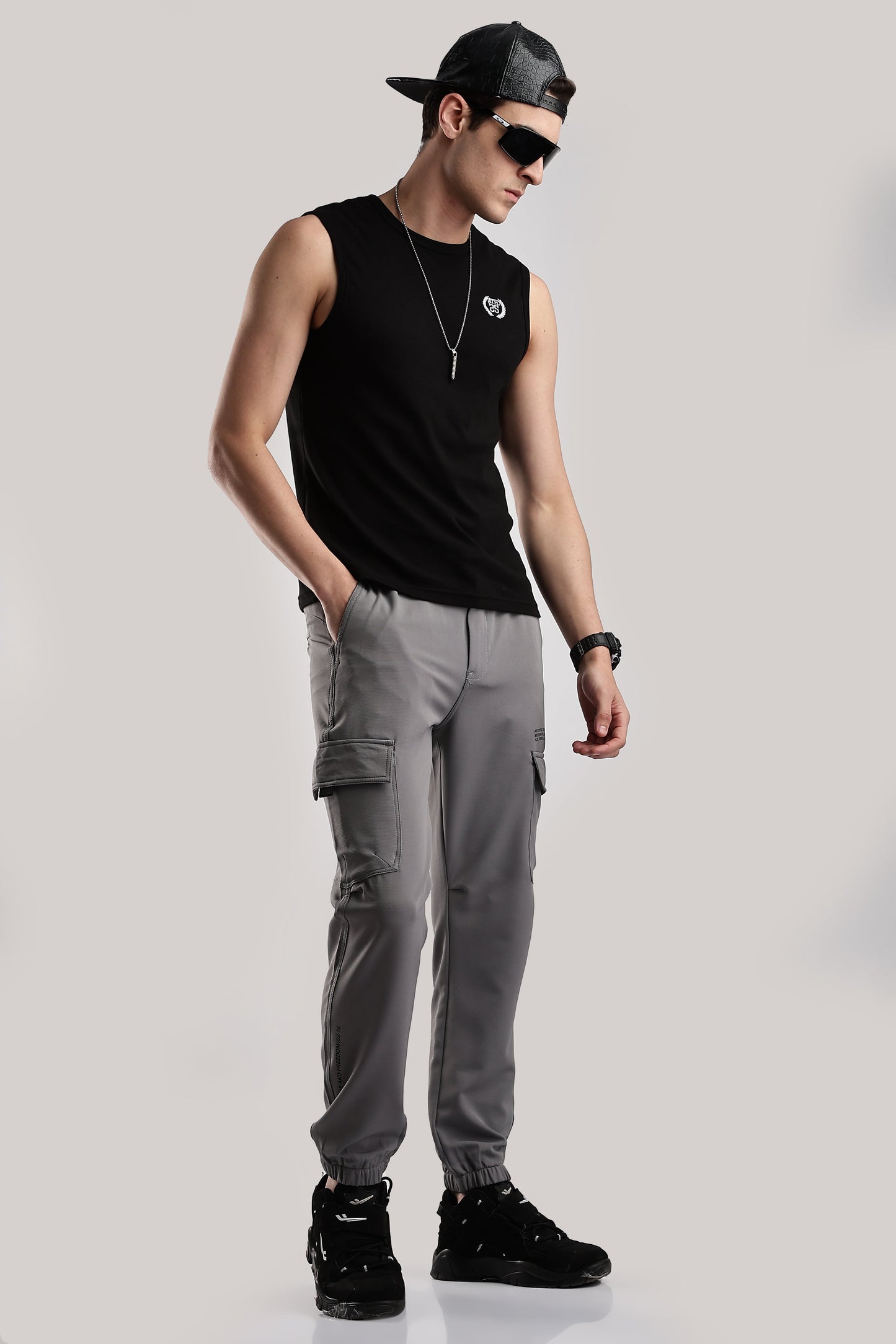 Men Structured Imported Utility Joggers-Lt Grey