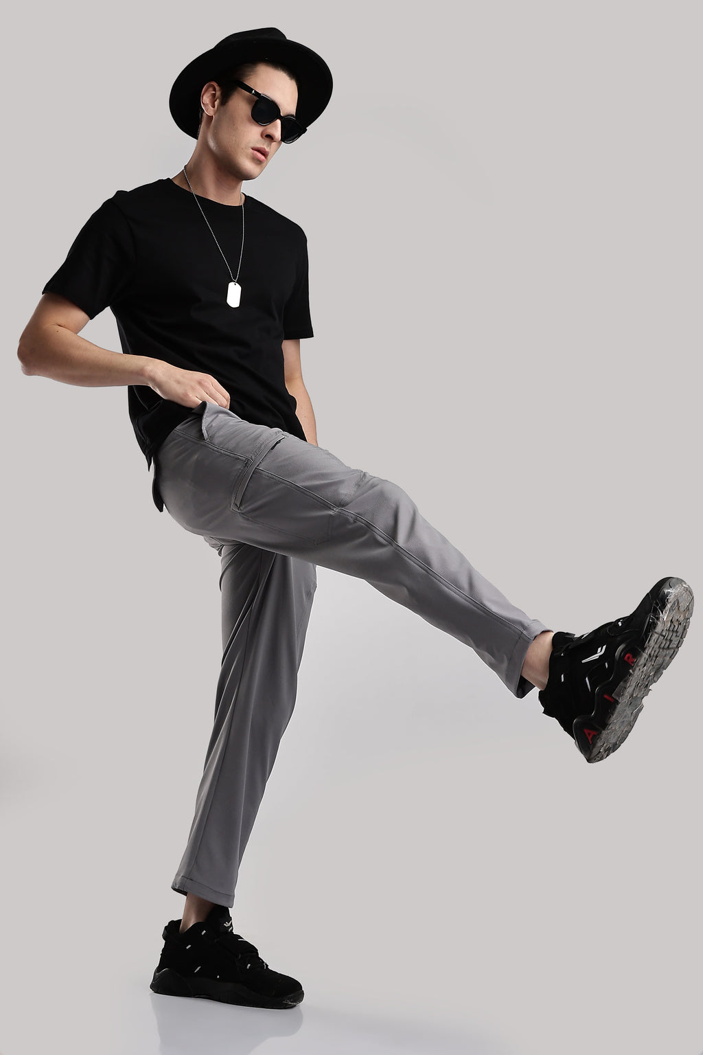 Men Structured Adventure Cargo-Lt Grey