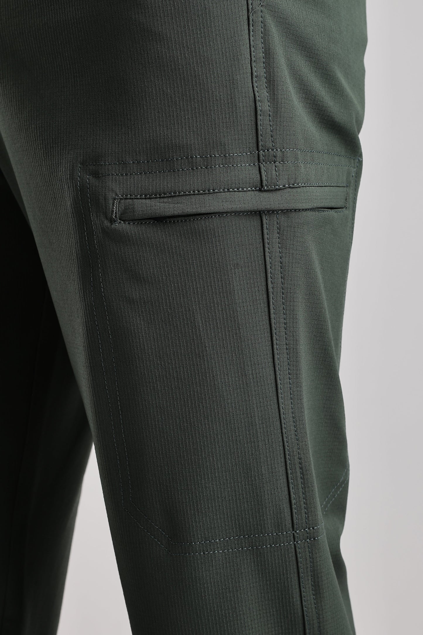 Men Structured Adventure Cargo-Ft Green