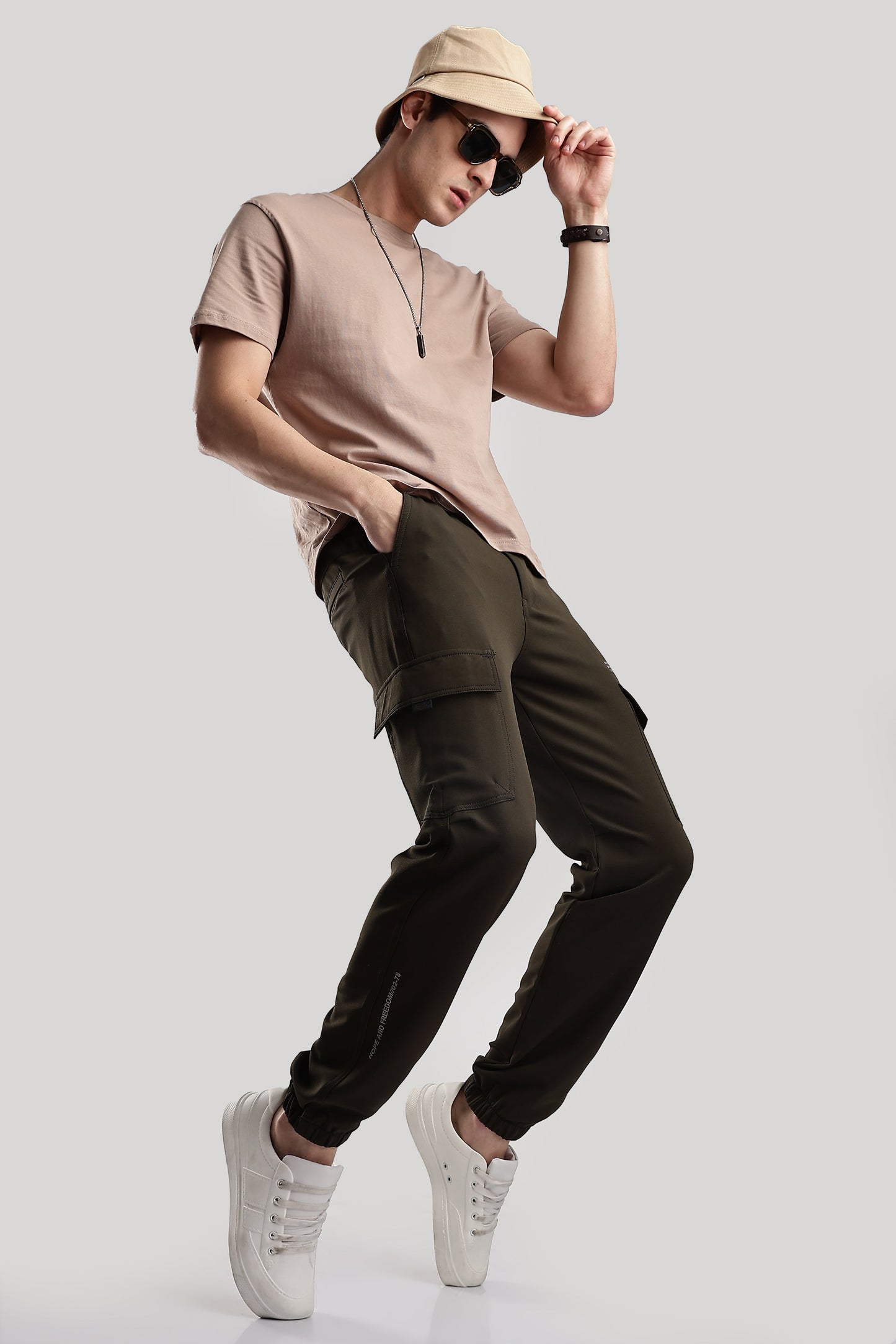 Men Structured Imported Utility Joggers-Brown