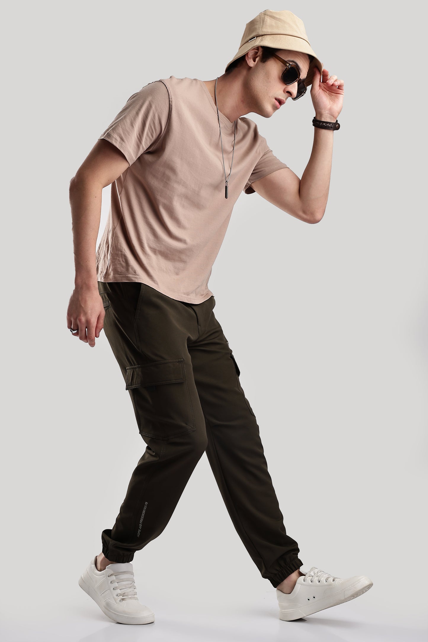 Men Structured Imported Utility Joggers-Brown