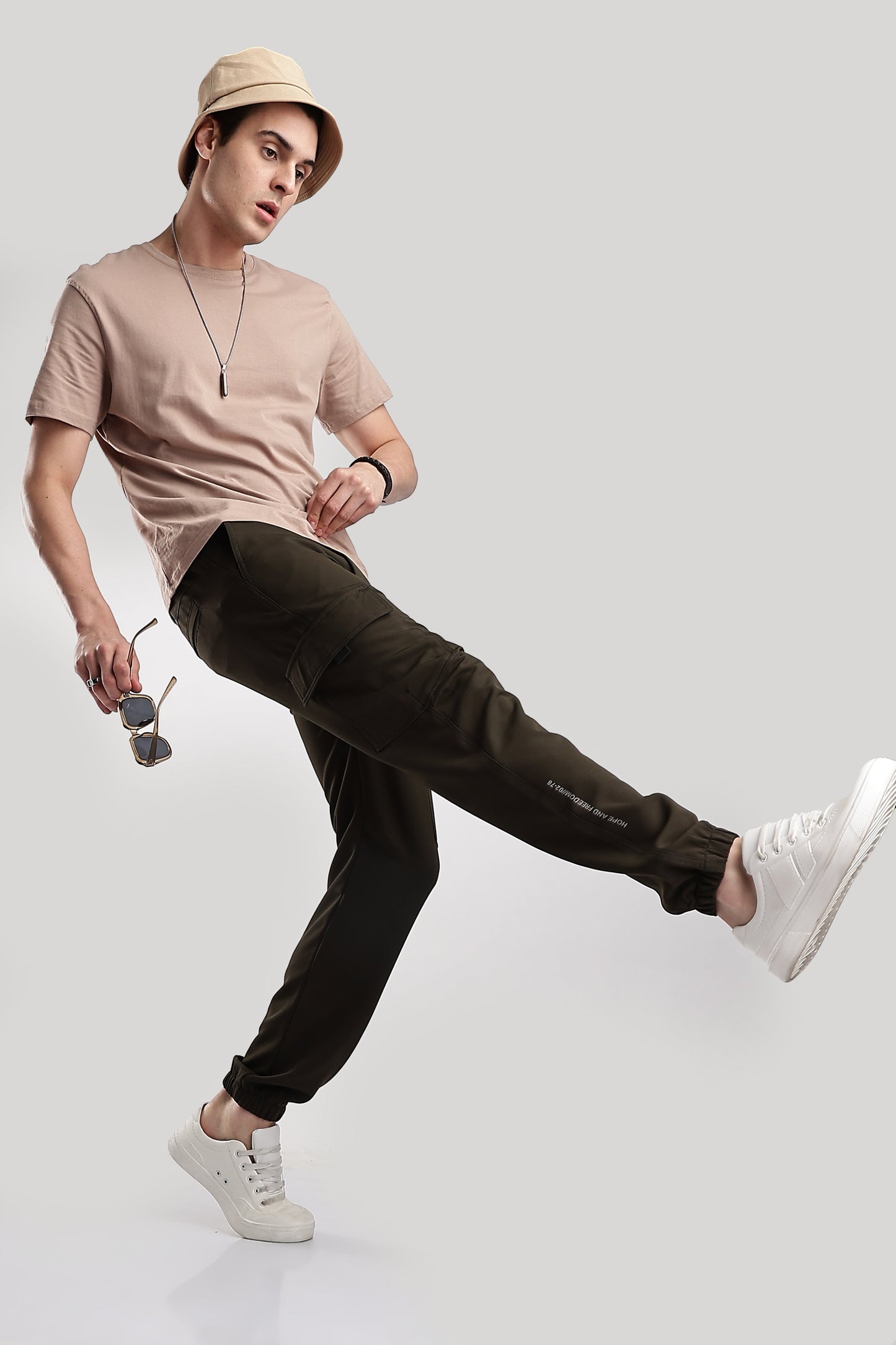 Men Structured Imported Utility Joggers-Brown