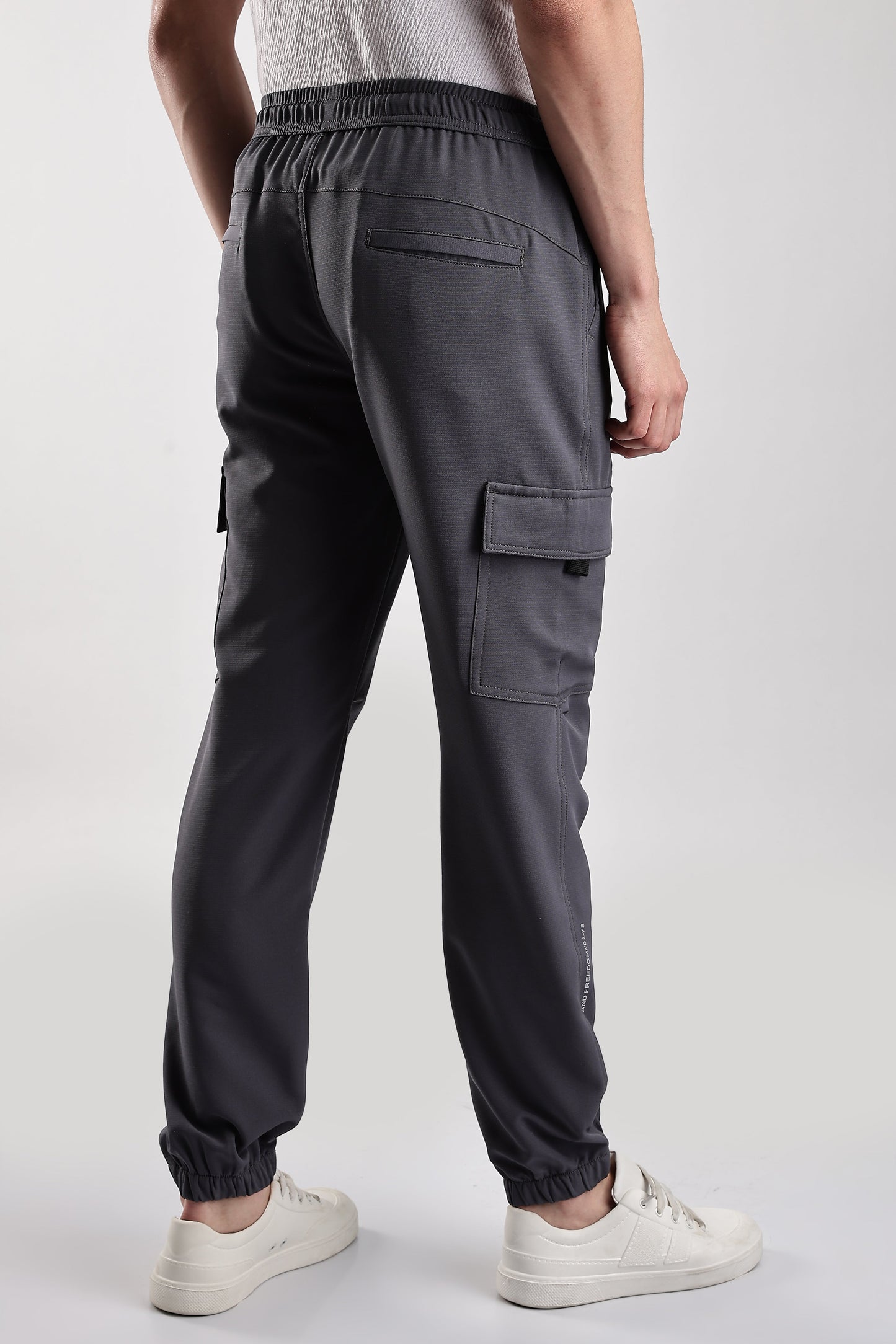 Men Structured Imported Utility Joggers-Olive