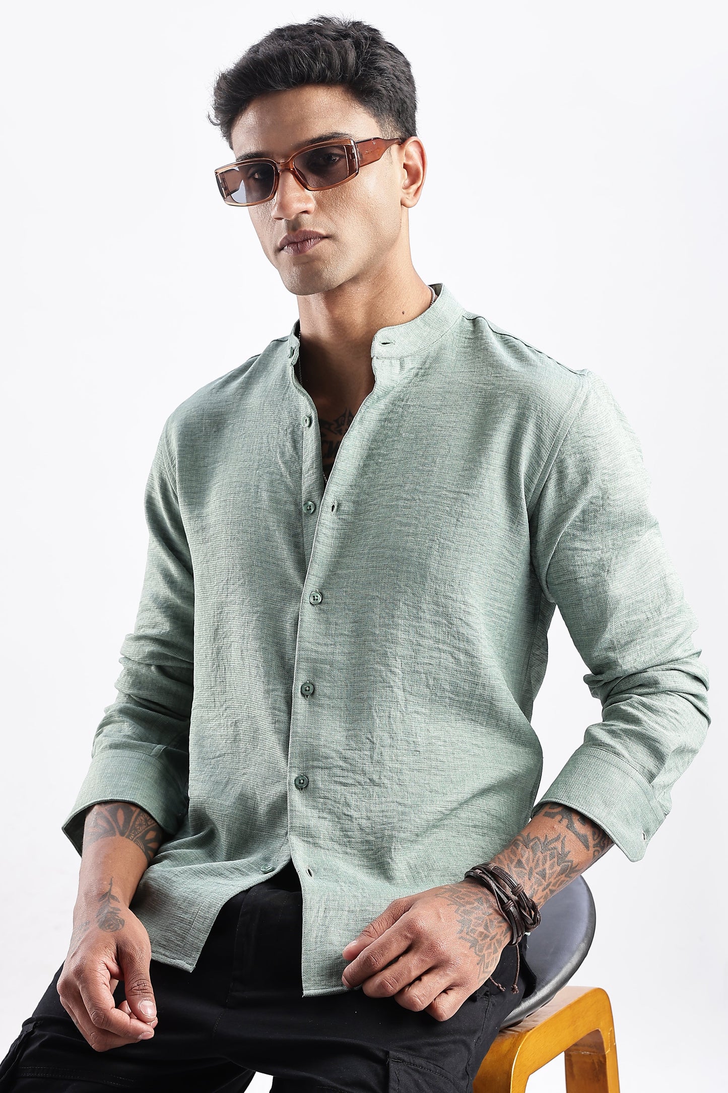 Men Milange Linen Look Shirts Mandarin Collar-Lt Olive