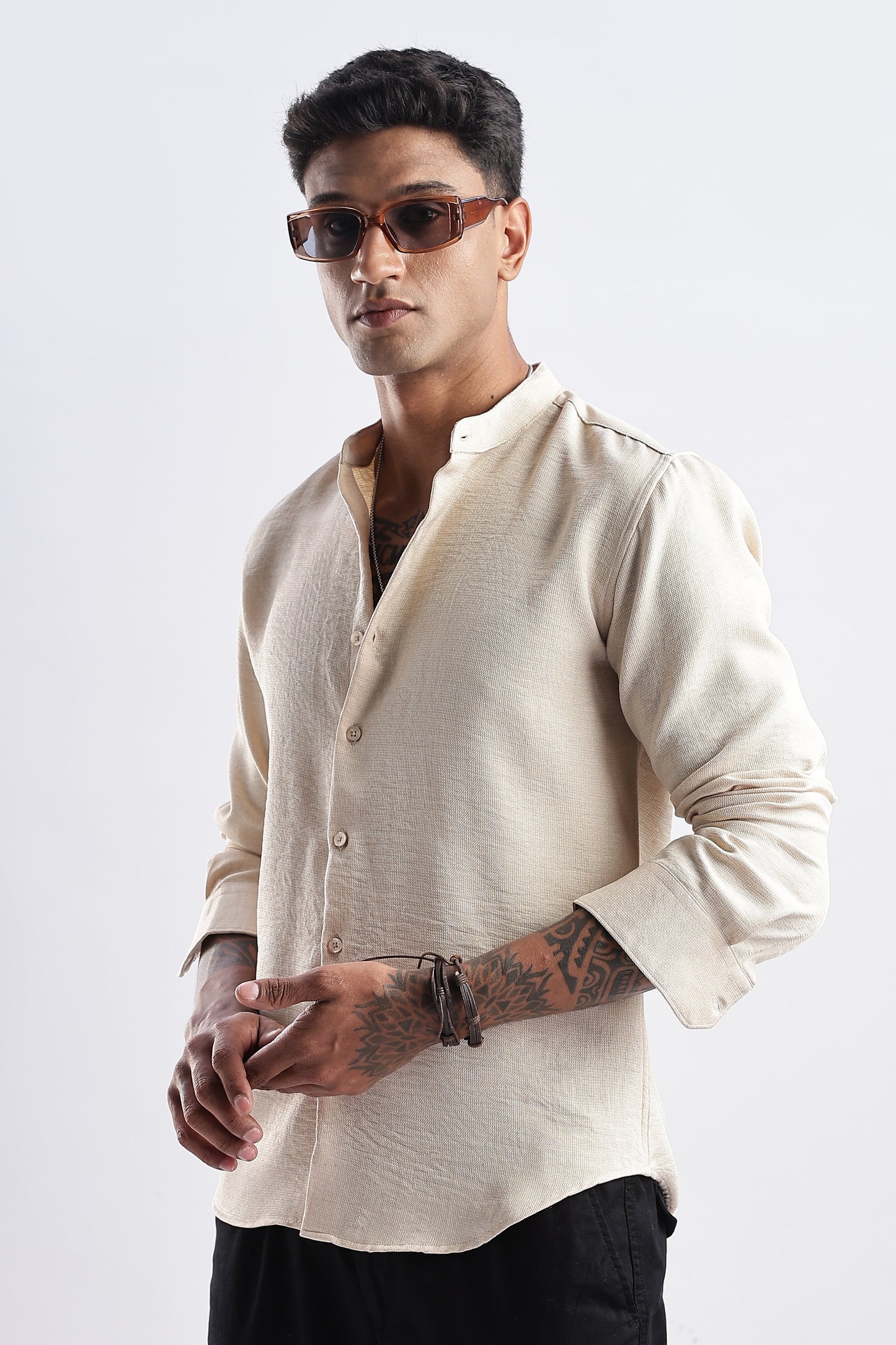 Men Milange Linen Look Shirts Mandarin Collar-Cream