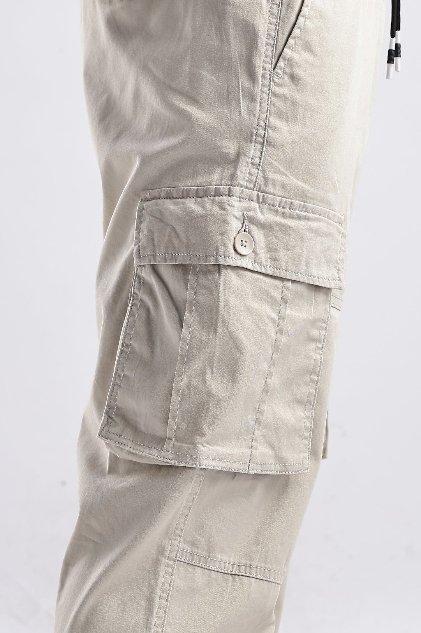 Men Traveller Utility Cargo-Beige