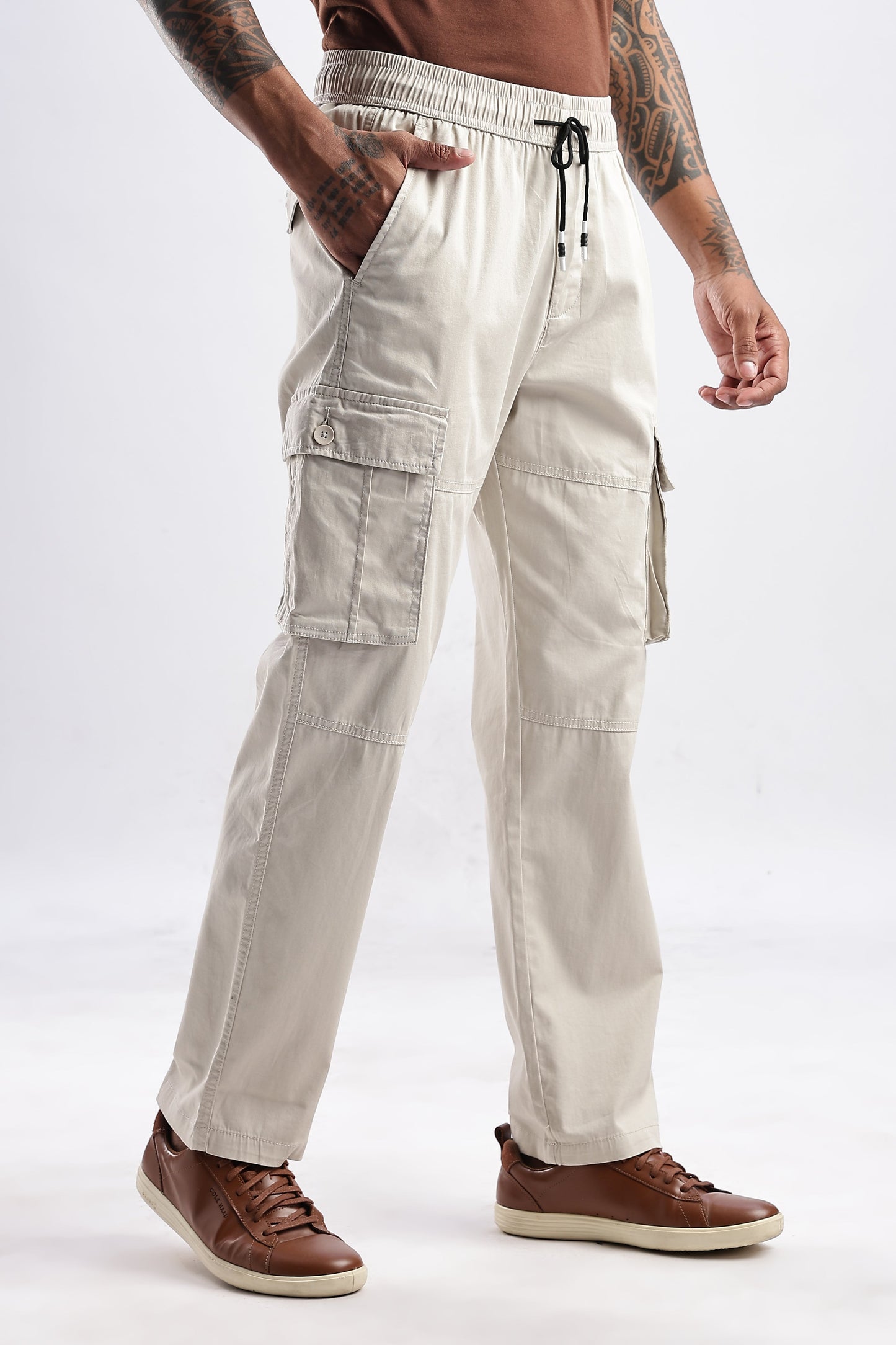 Men Traveller Utility Cargo-Beige