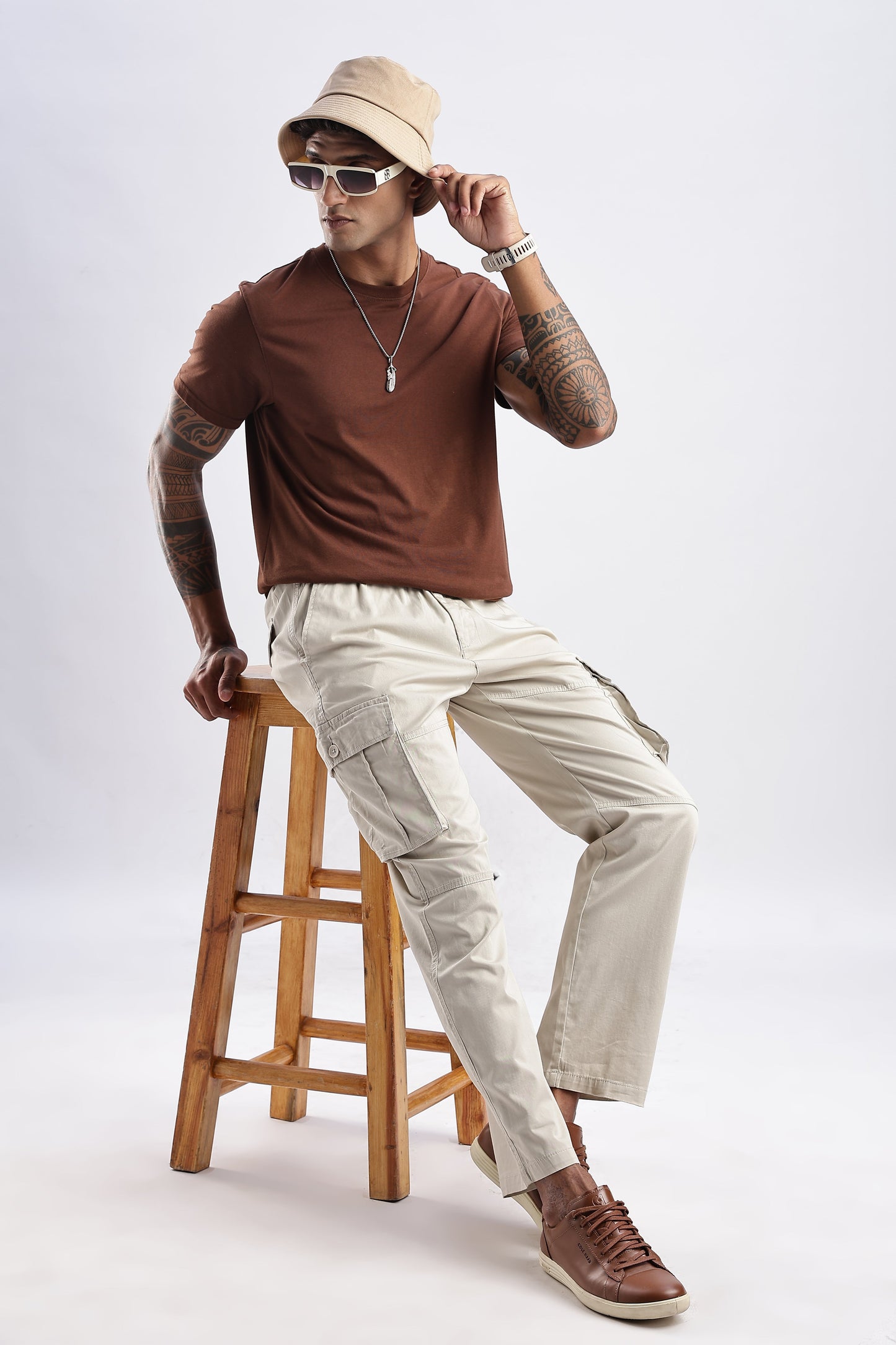 Men Traveller Utility Cargo-Beige